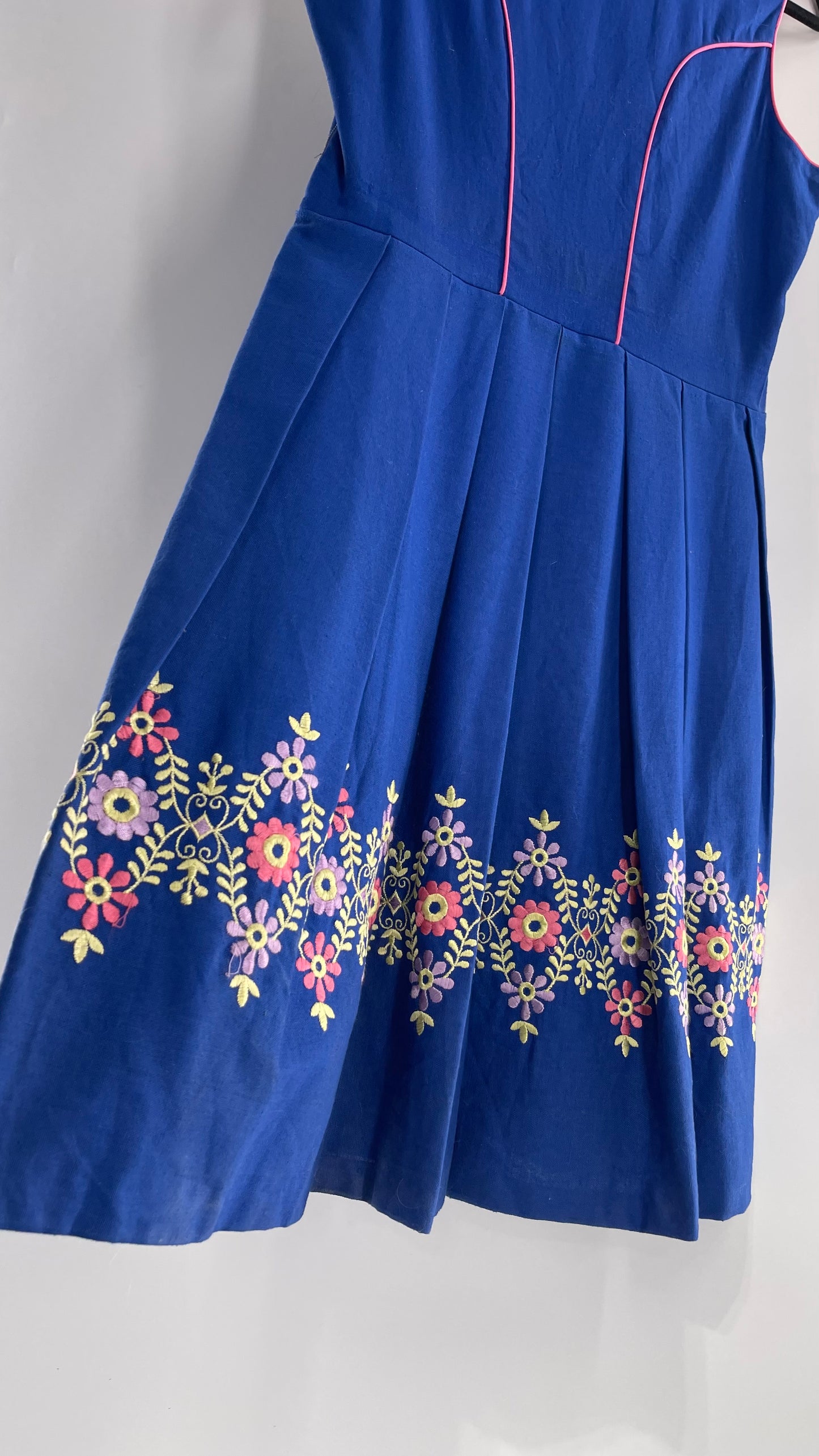 Vintage 1970s Spitzing Modell Wilhelm Picherer Hohenkirchen Traditional German Hand Embroidered Royal Blue Dress (M)