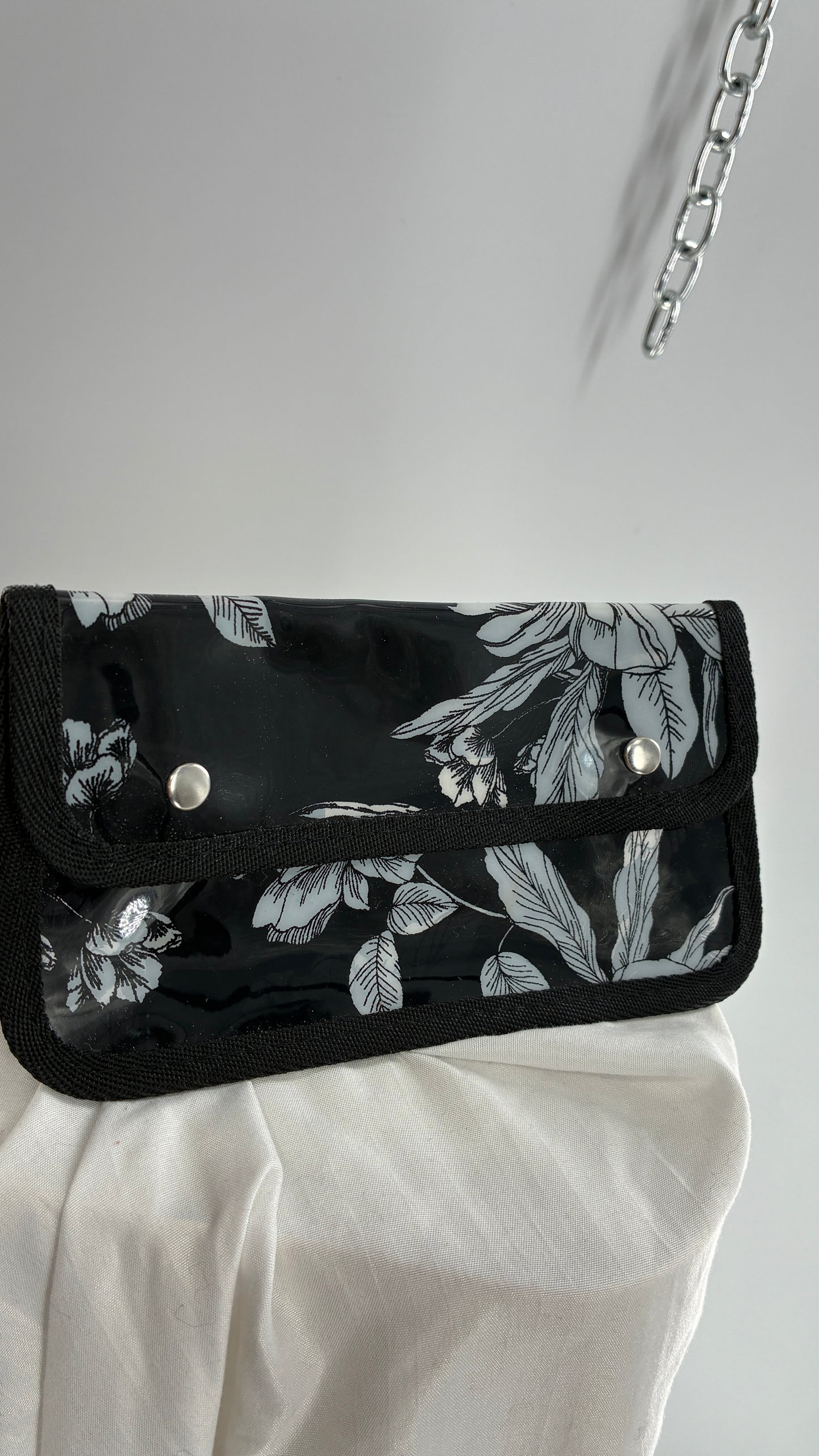 Black and White Floral Sunglasses Case