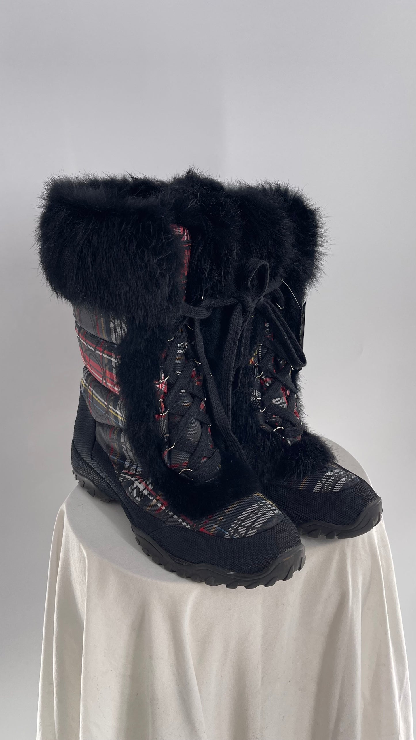Vintage COACH Jennie Plaid Quilted Logo Patterned Boots with Rabbit Fur Trim (9)