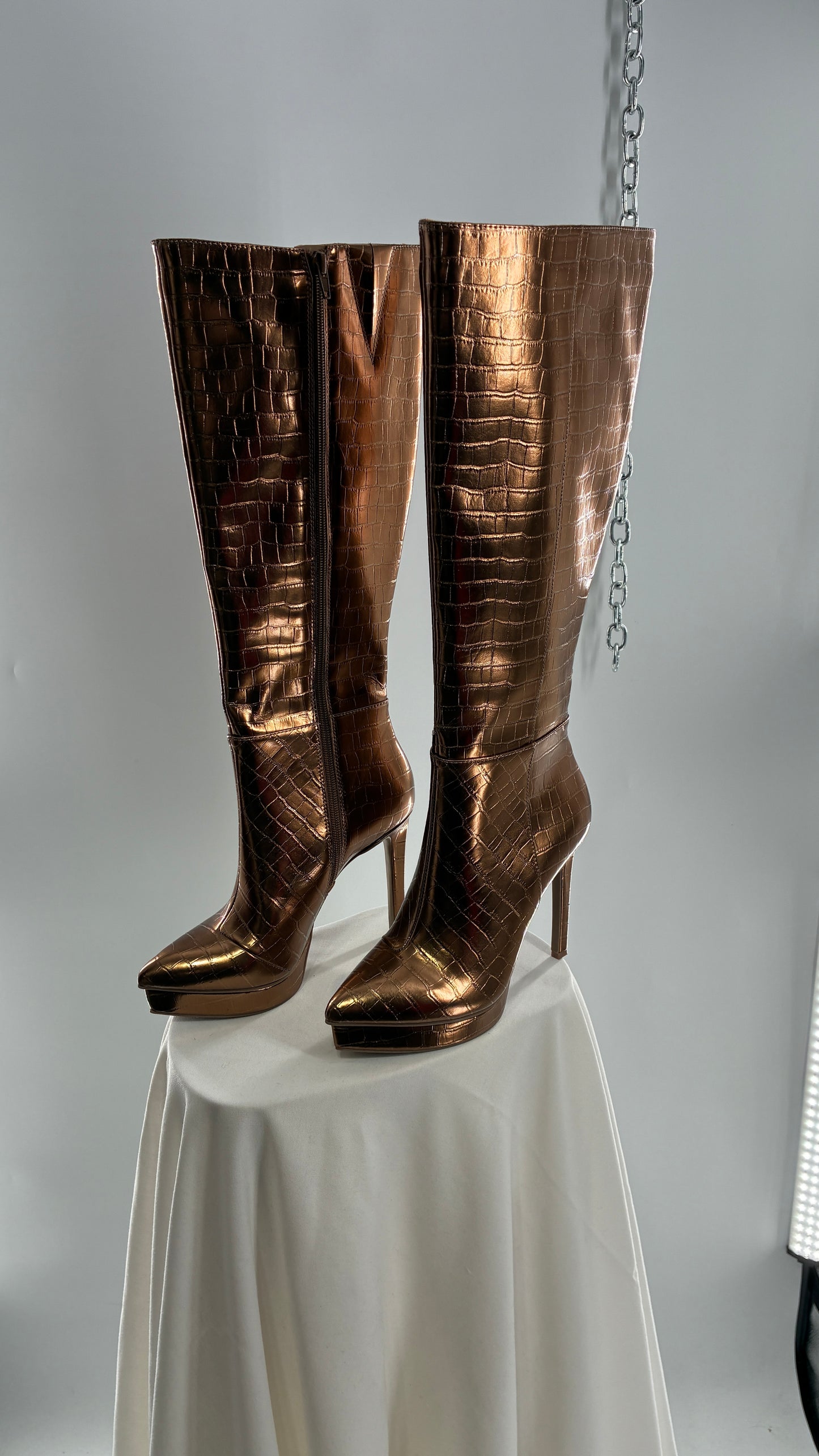 Vintage THALIA SODI Bronze Embossed Crocodile Texture Platform, Pointed Toe, Knee High Boots (6)