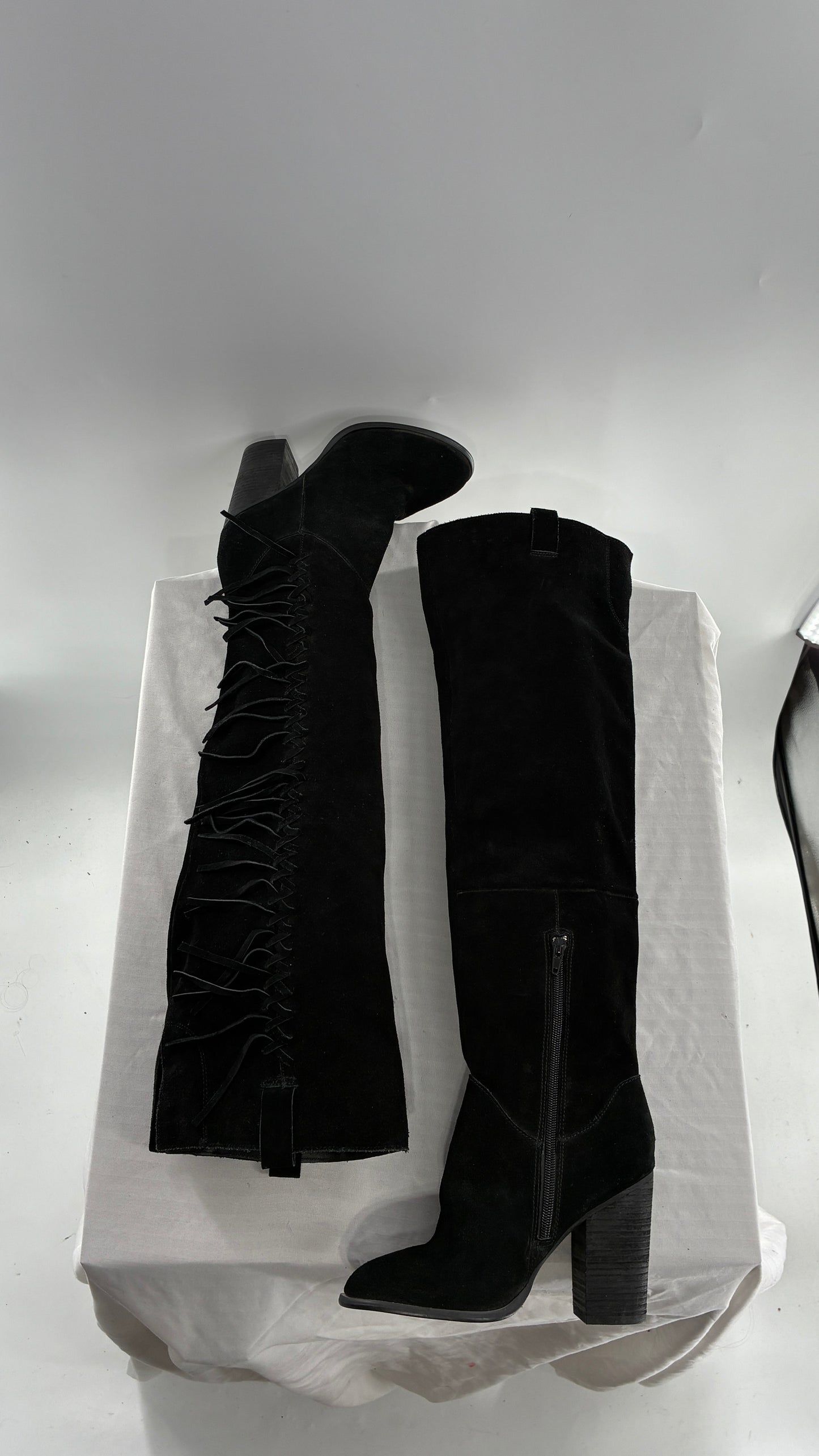 Vintage CARLOS SANTANA Genuine Suede Leather Thigh High Tassel, Fringe Side Boots (7.5)