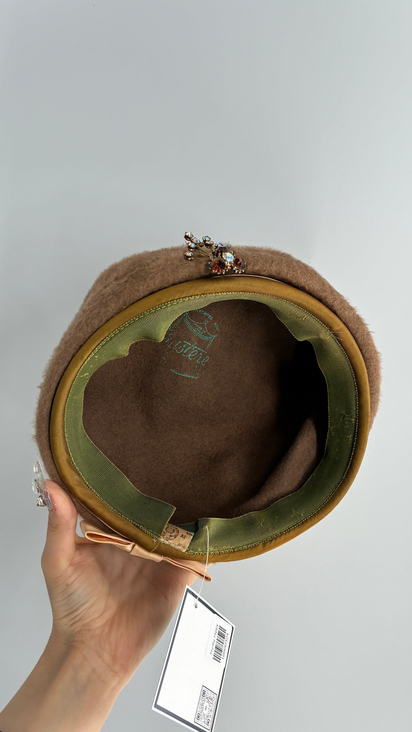 Vintage ROBBI LOU Brown Pillbox Hat