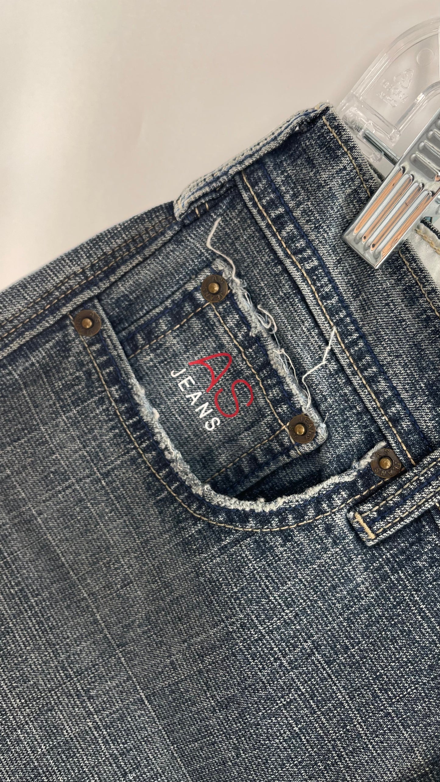 Vintage Smart AS JEANS Light Wash with Silver Metallic Female Posing Silhouette and Paulina Field Embroidery (28)