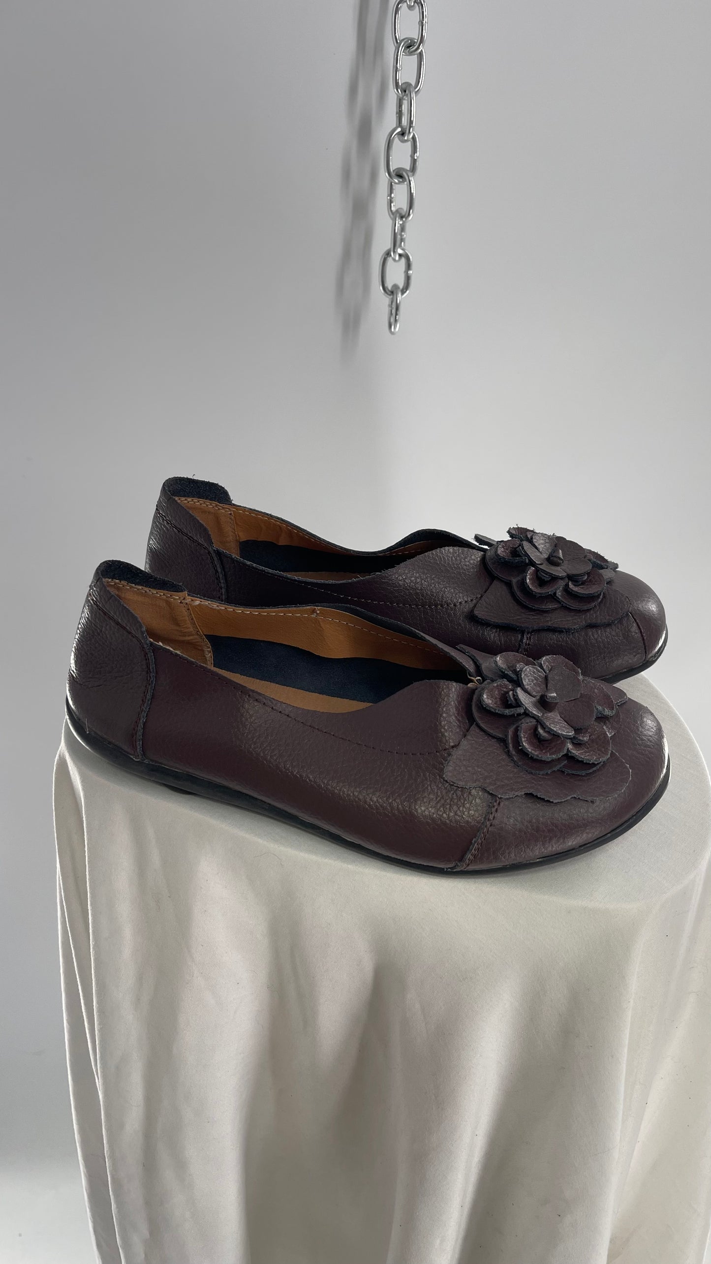 Vintage Leather Burgundy Brown Floral Flat (41)