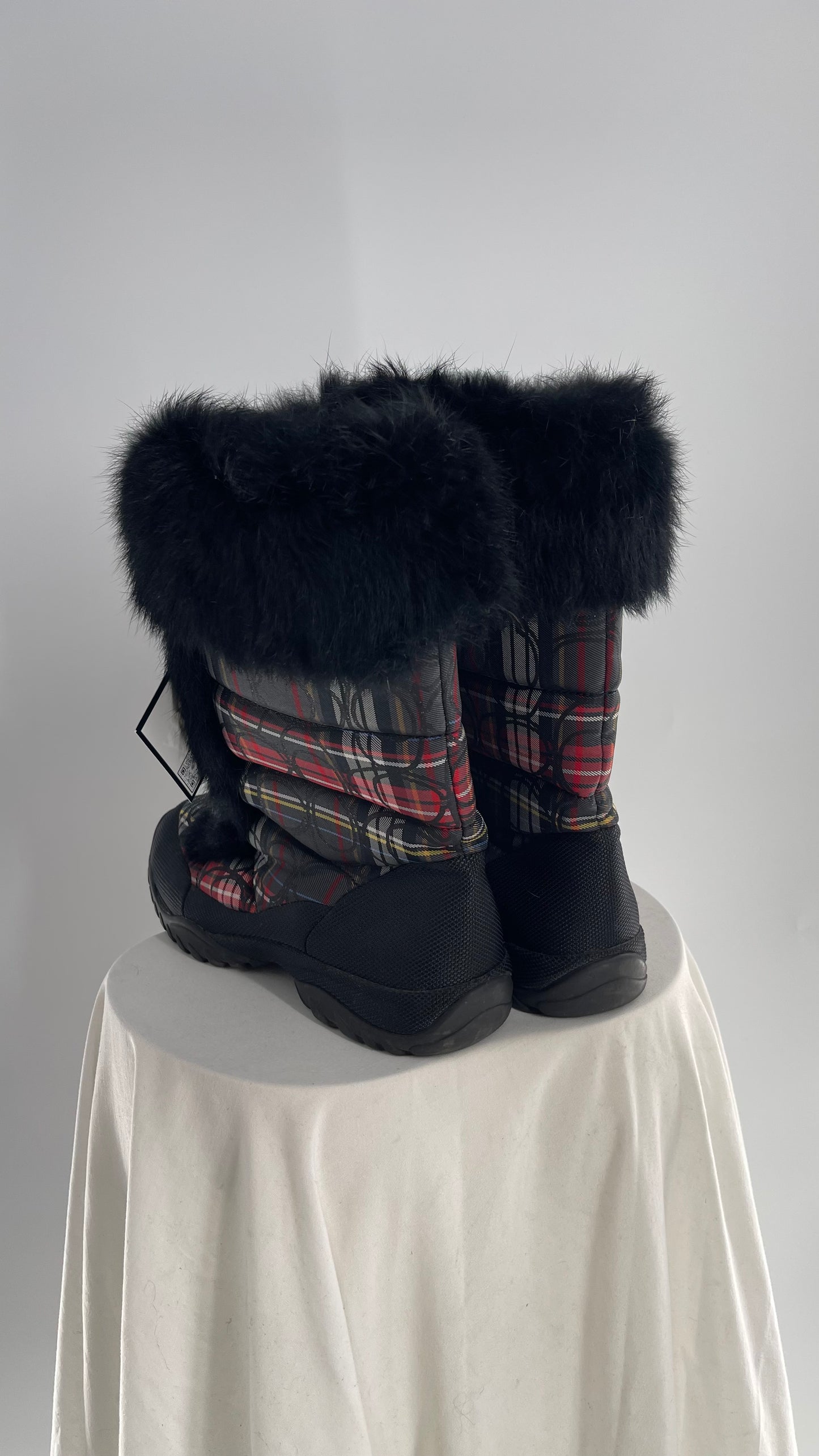 Vintage COACH Jennie Plaid Quilted Logo Patterned Boots with Rabbit Fur Trim (9)