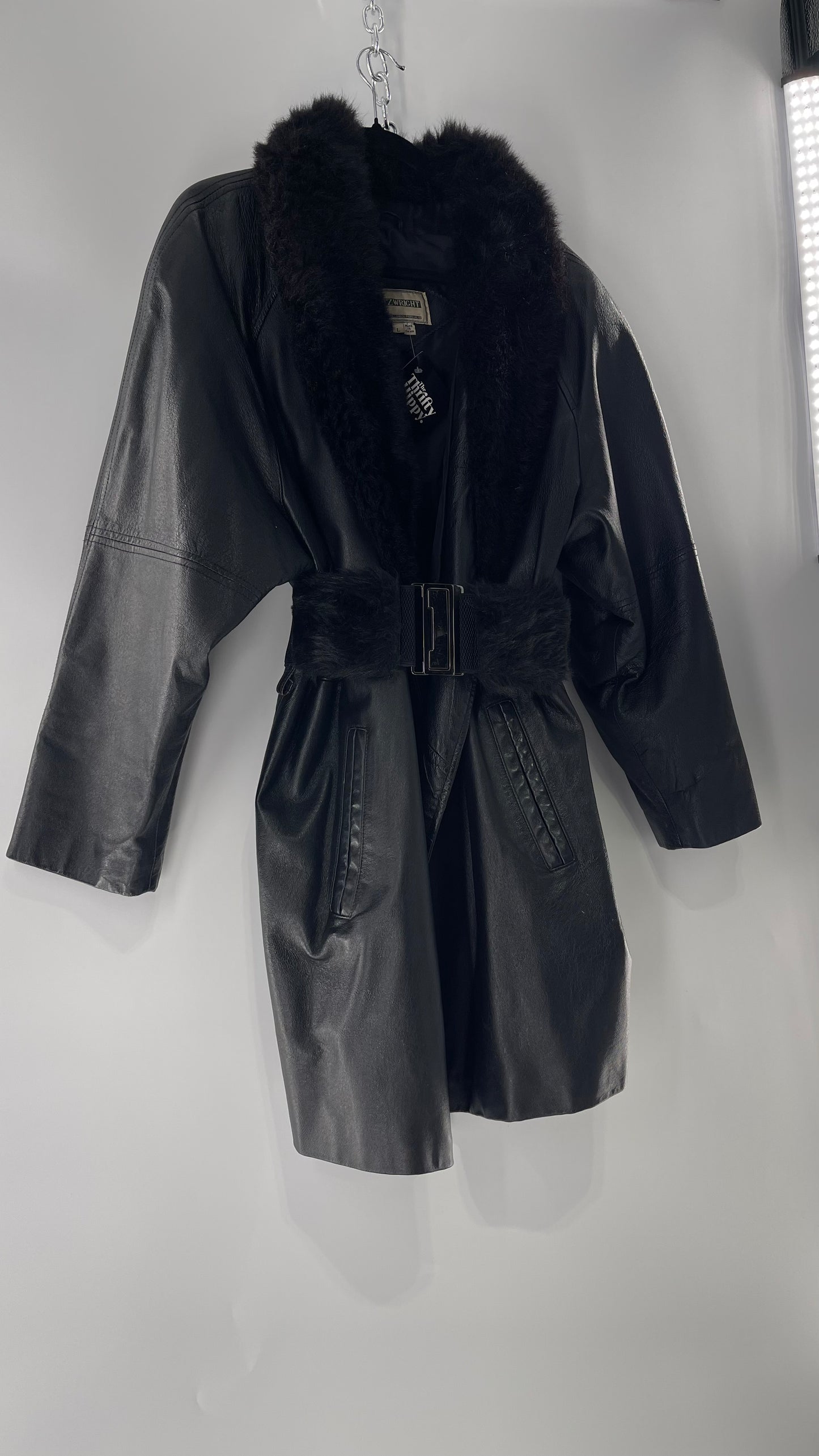 FITZWRIGHT Vintage Black Leather Coat with New Zealand Opposum Fur Collar and Faux Fur Belt (C)(Large)
