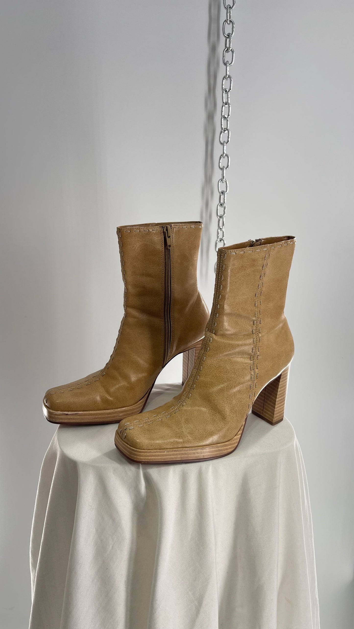 Vintage LEI Tan Square Toe Platform Booties with Stitch Detailing (6.5)
