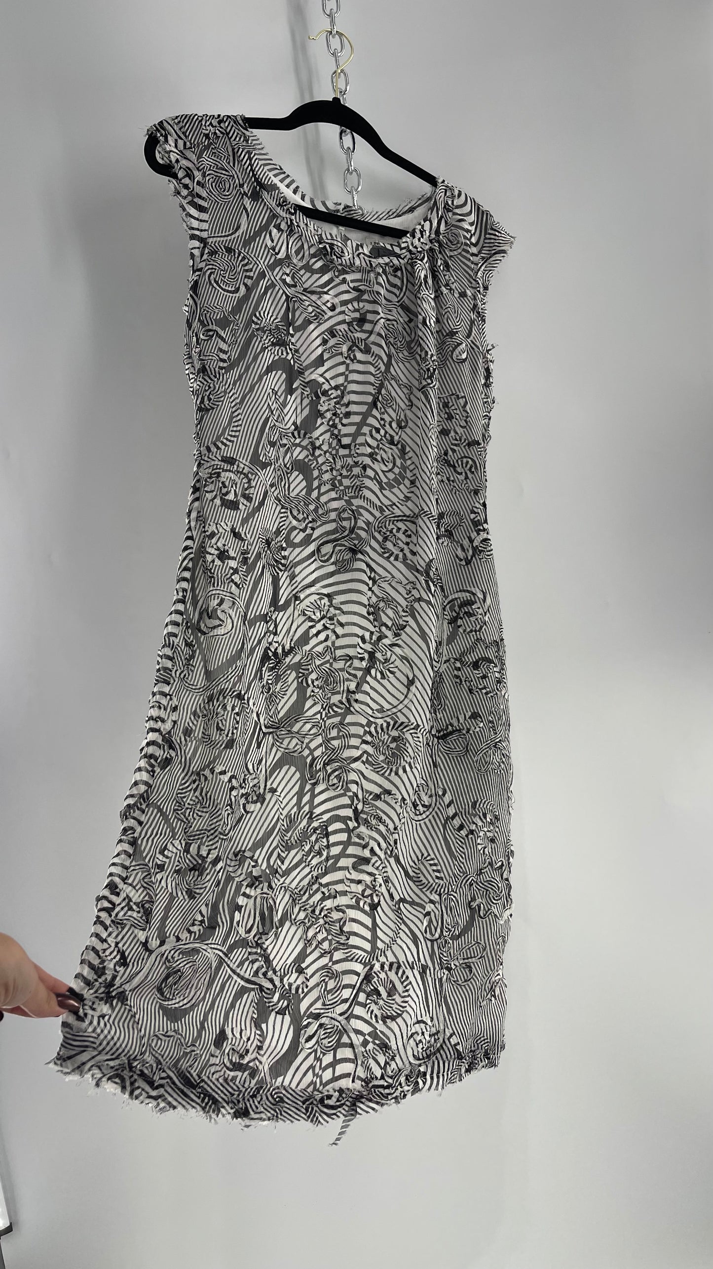 Vintage J. Peterman Black and White Midi Dress with Embroidered Details (10)