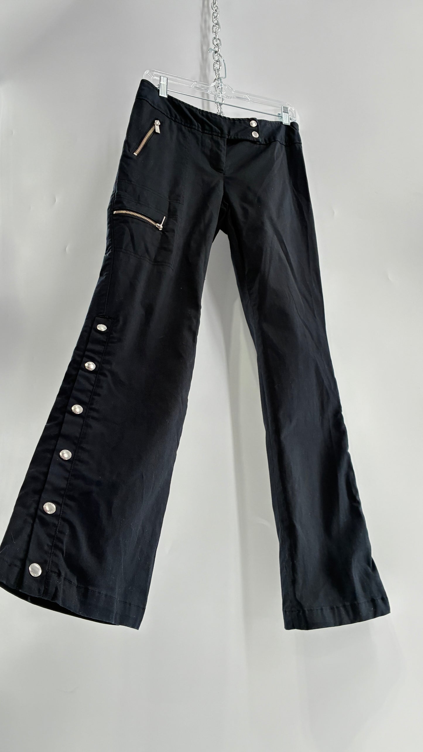 Vintage MICHAEL KORS Black Button Leg Kick Flare Low Rise Pants with Zipper Details and Side Closure (6)
