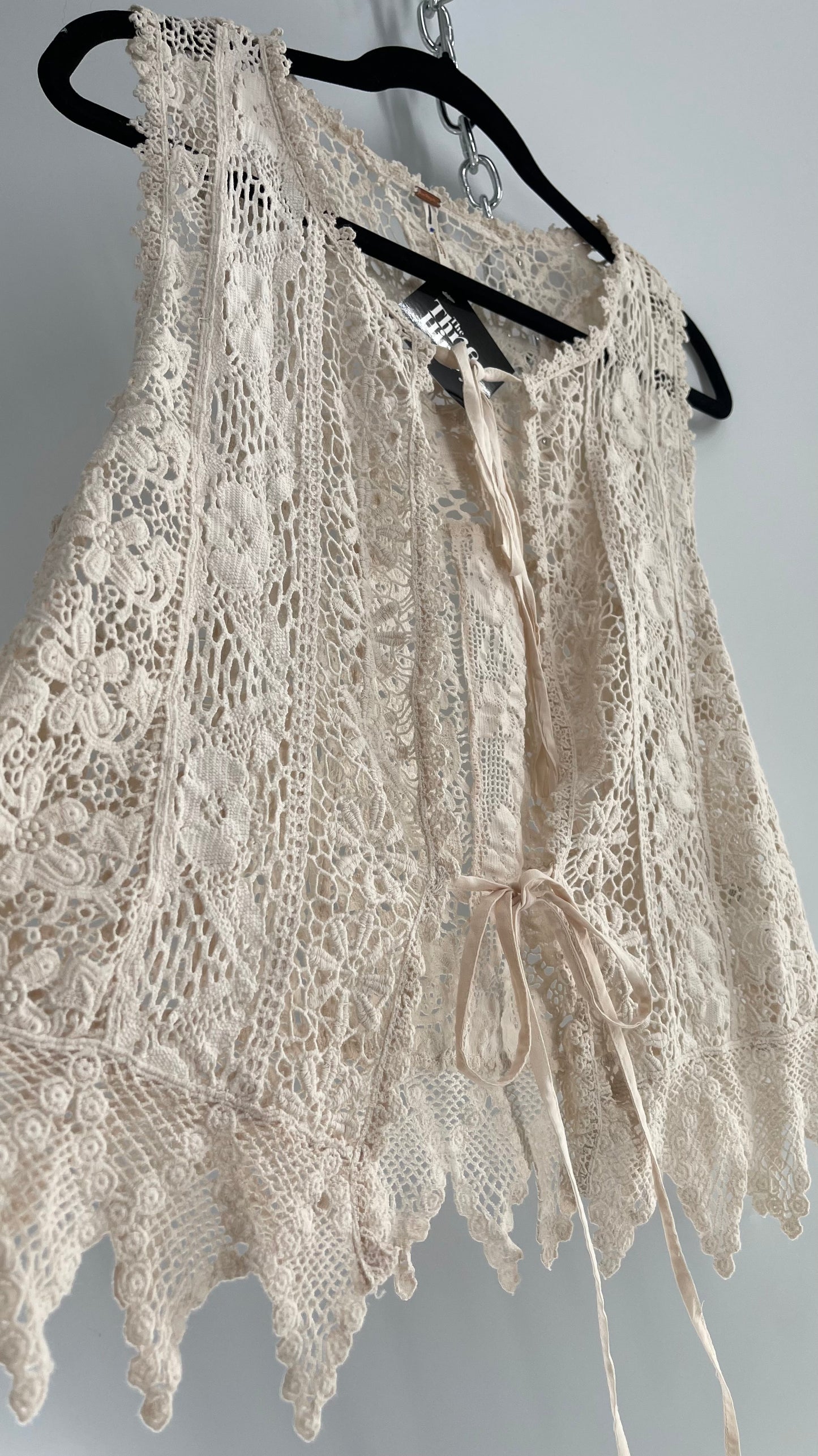 Free People Leah Off White Lace Crochet Vest/ Tie Bust Sleeveless Top (Medium)