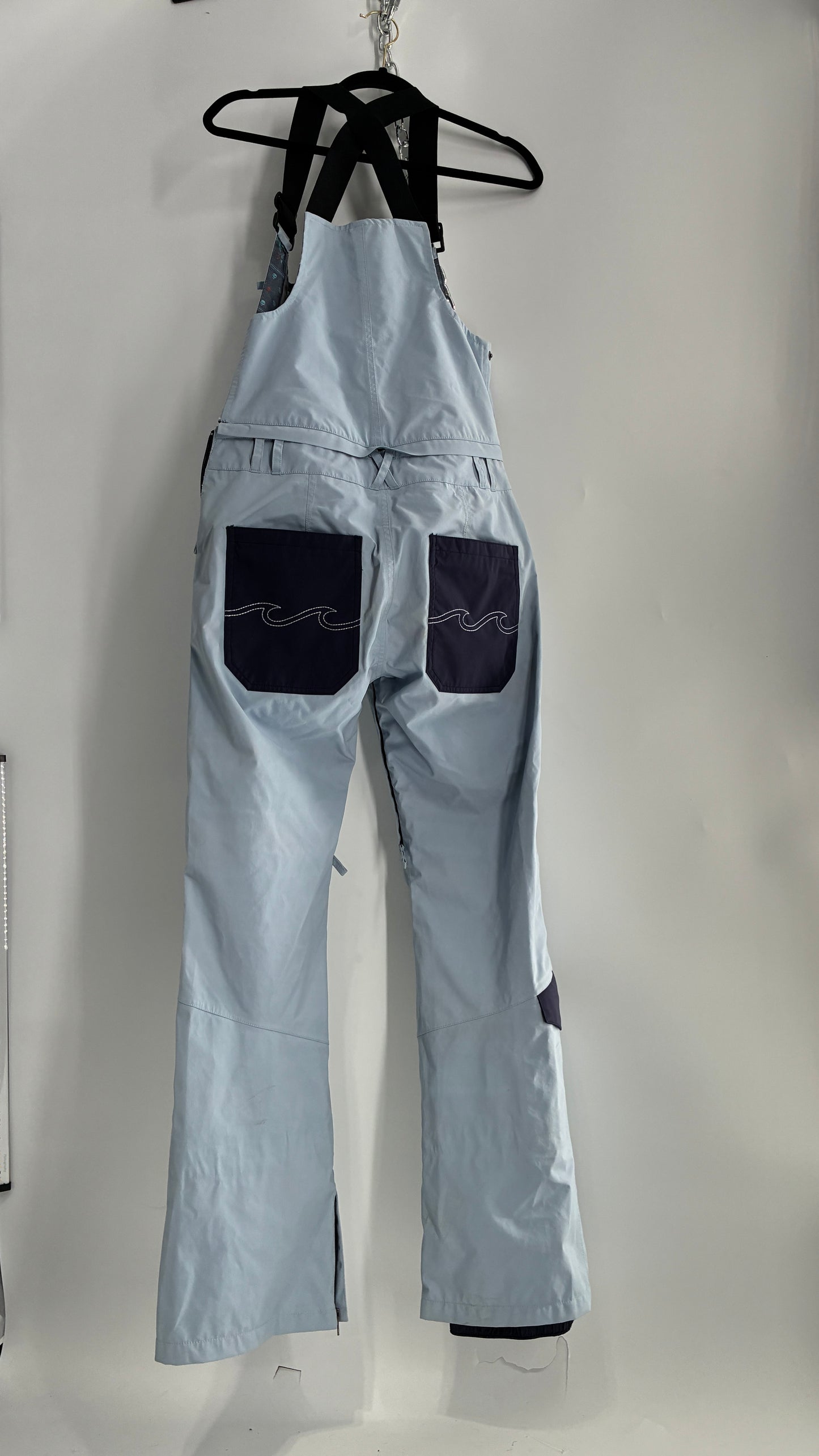 BILLABONG Light Blue Snowboarding Jumpsuit with Detachable Overalls (Small)