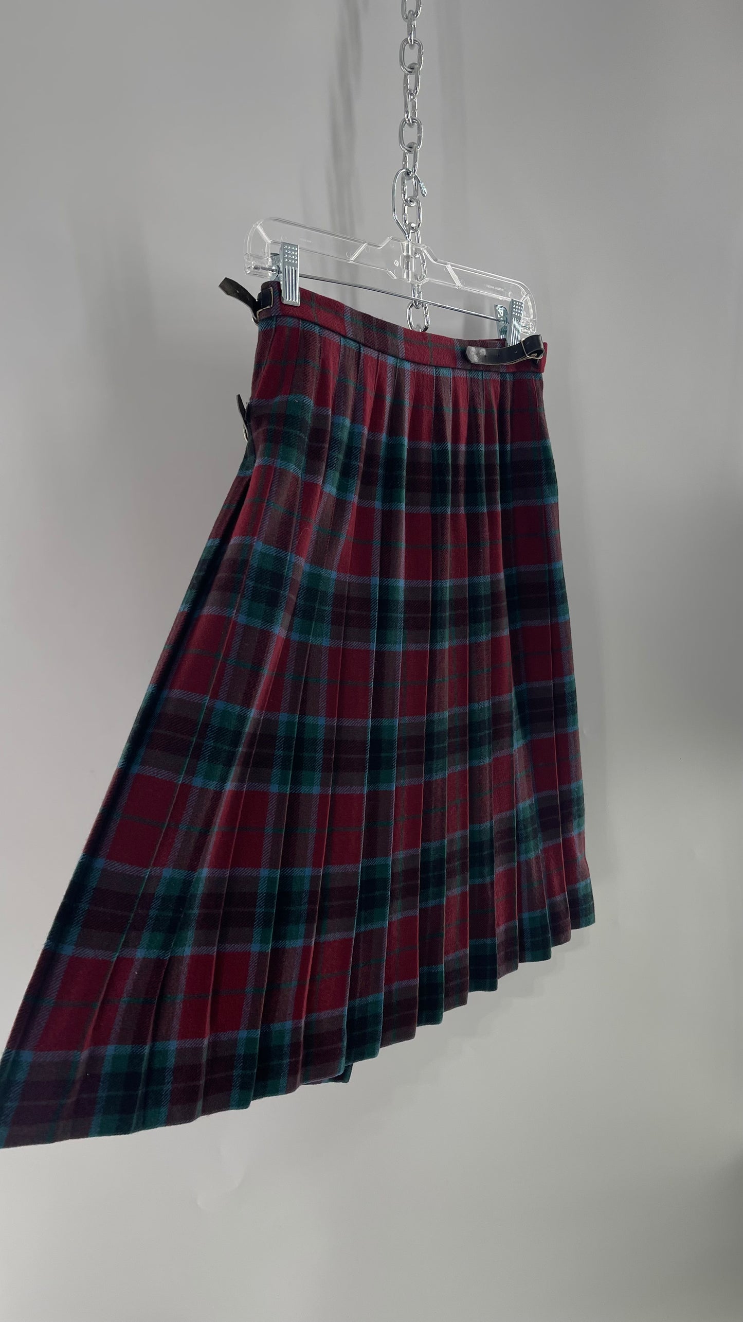 Vintage Clan Crest Pure New Wool Tartan Plaid Skirt with Oversized Pin Made in Scotland (36)