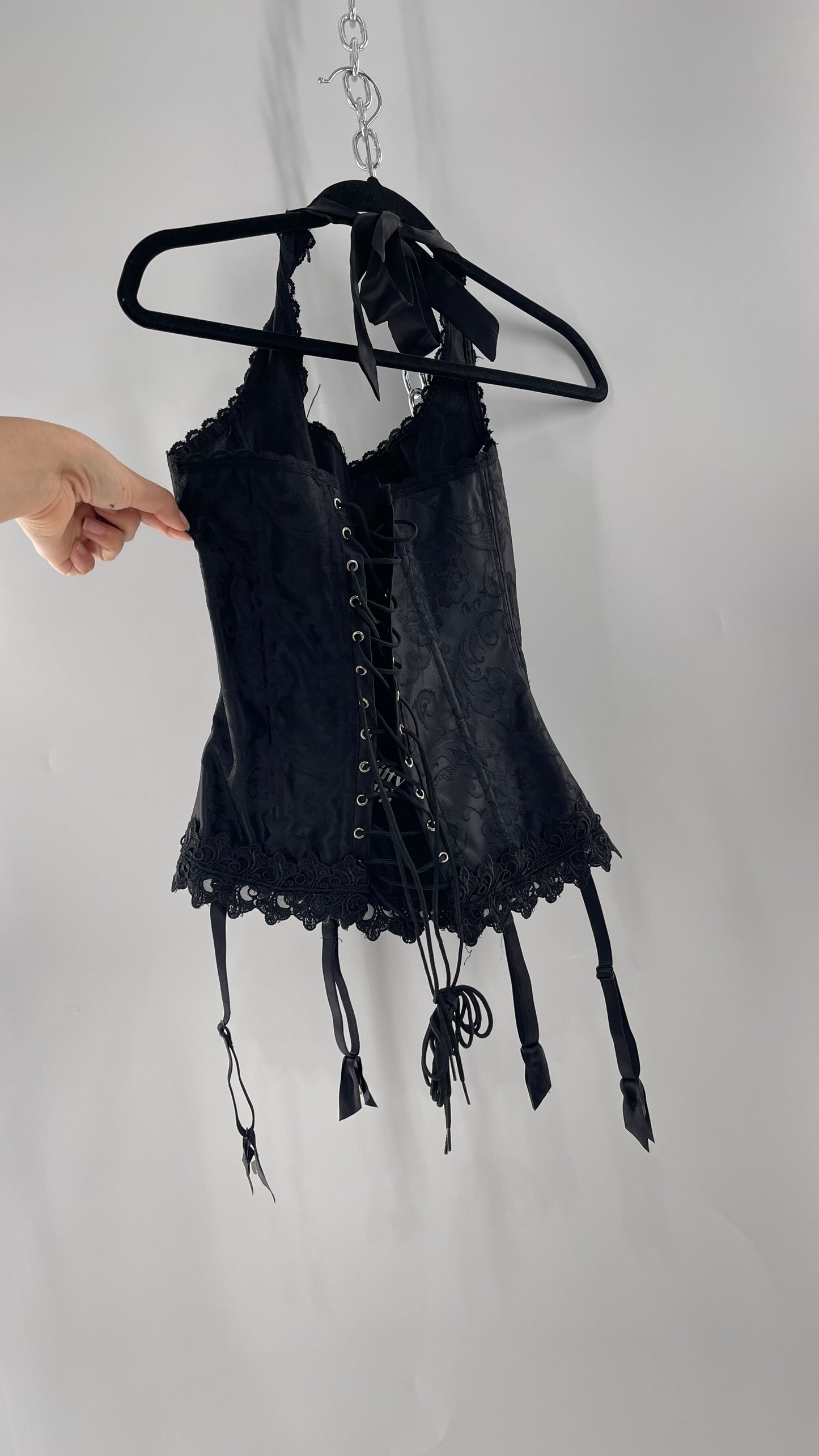 Vintage Fredericks of Hollywood Black Satin Brocade Lace Corset with Lace Tie Halter (32)