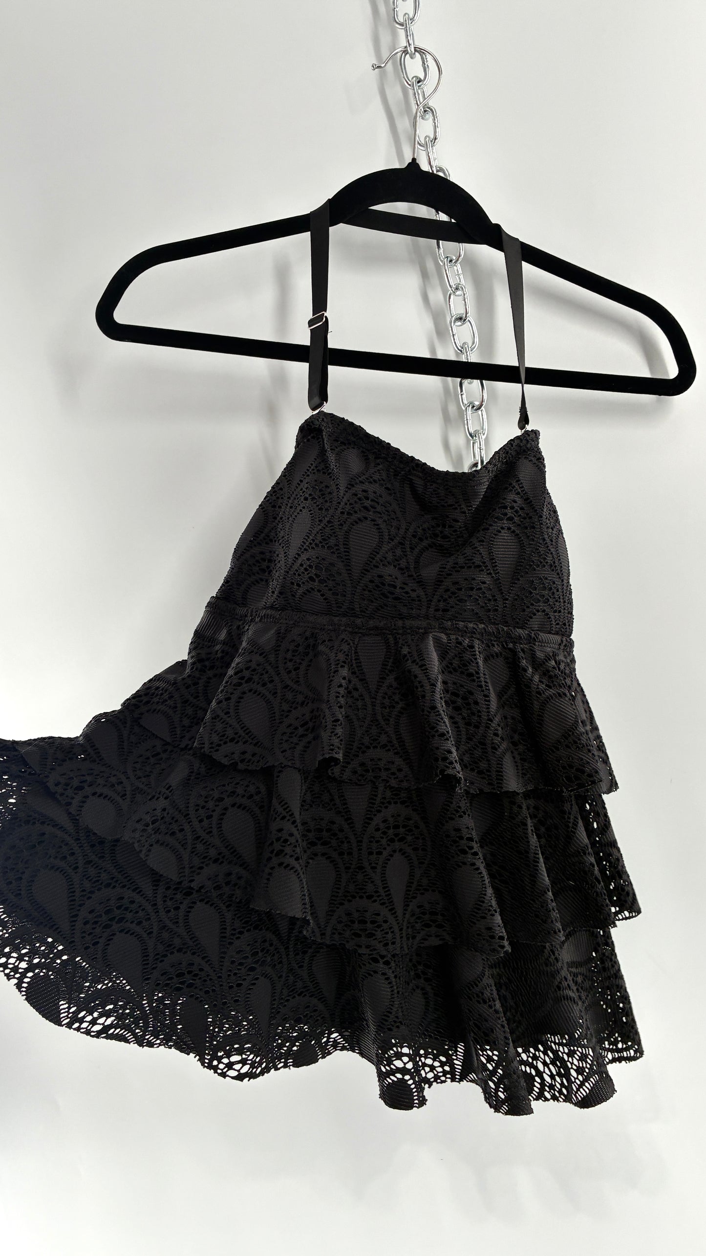 Vintage ISLAND ESCAPE Black Ruffled Heavy Lace Sleeveless with Built in Bra (10)