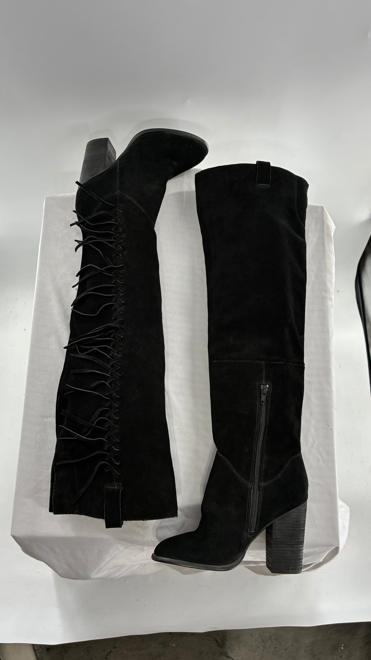 Vintage CARLOS SANTANA Genuine Suede Leather Thigh High Tassel, Fringe Side Boots (7.5)