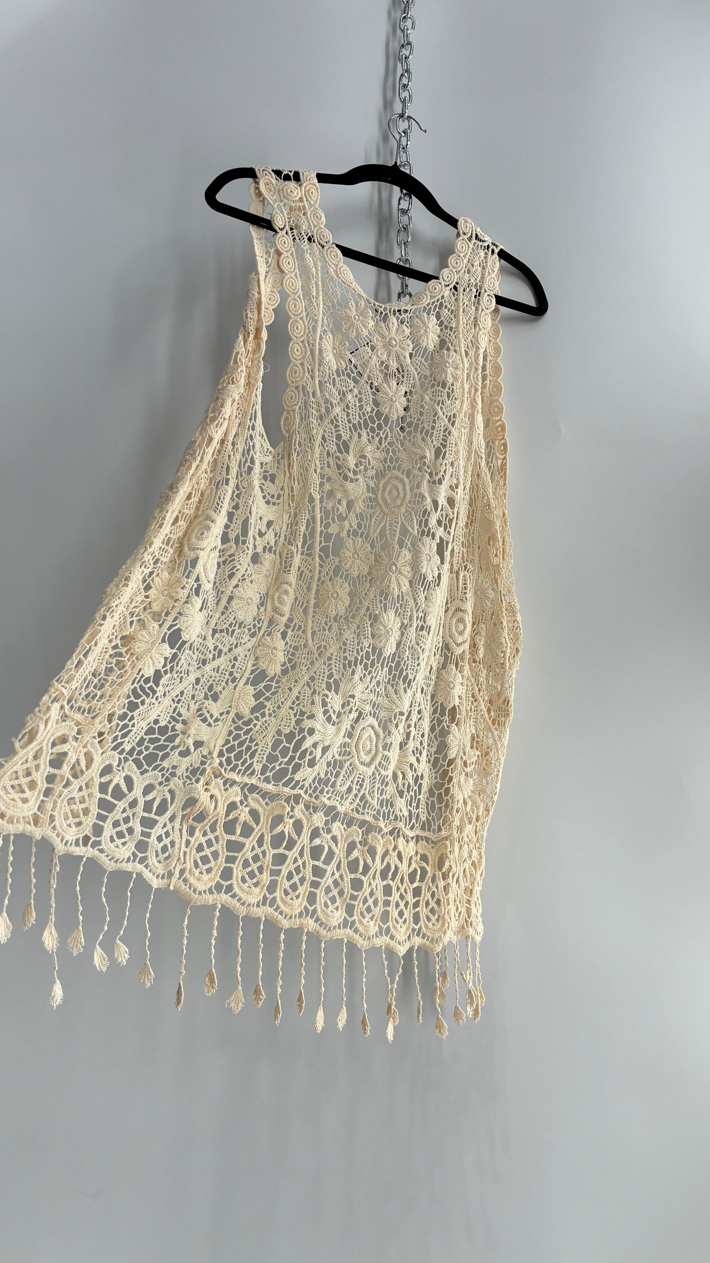 Vintage Sleeveless Crochet Cape (M/L)