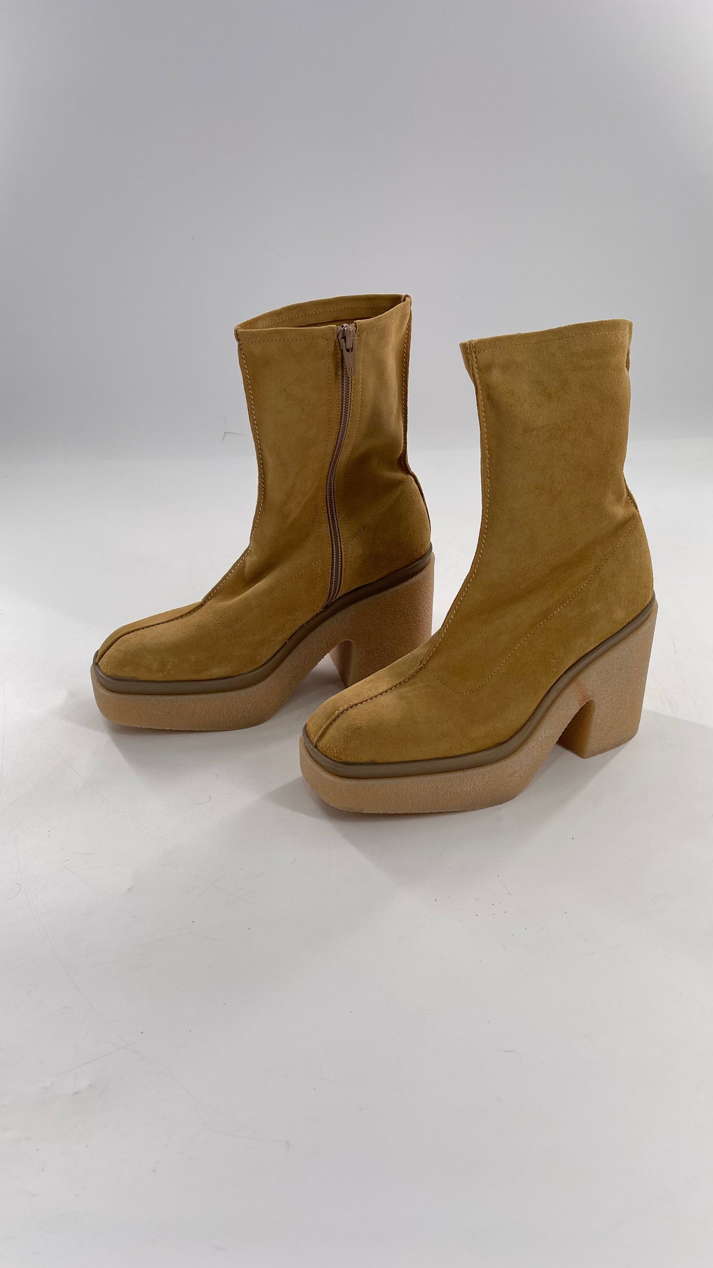 Free People Gigi Tan Suede Ankle Boots with Platform and Chunky Rubber Heel (38.5)