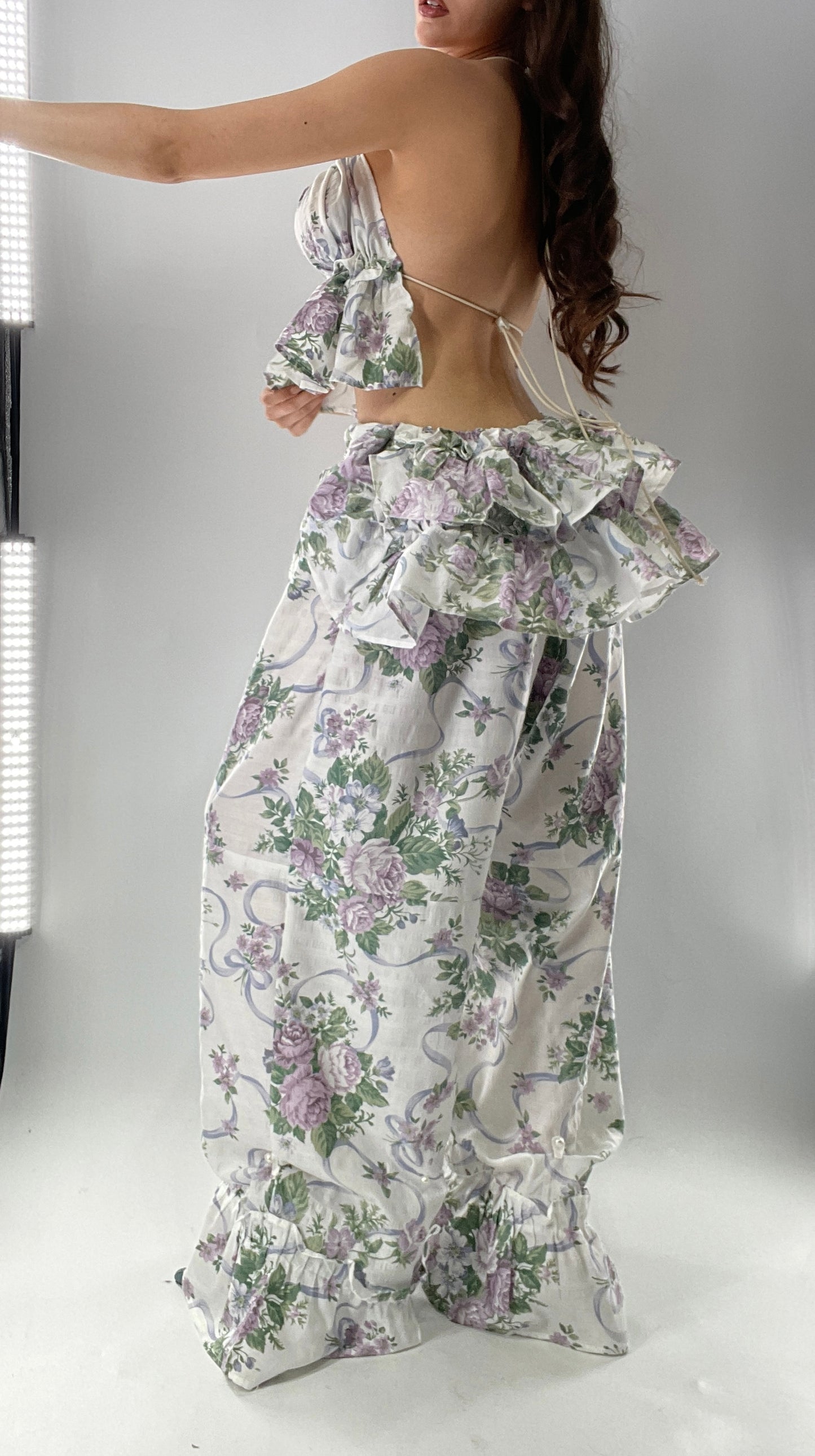 Vintage Handmade 2 Piece Set with Apron Style Ruffled Bum🧺 (One Size XS-XL)