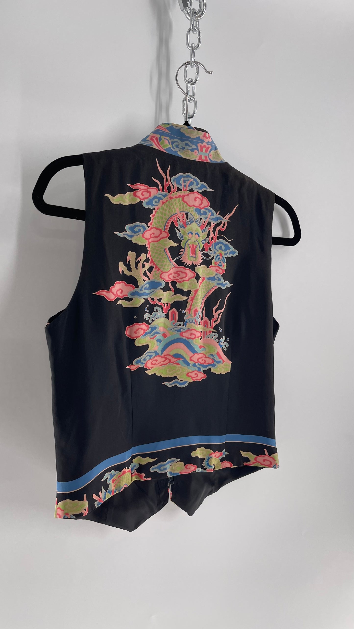 Vintage 1990s TAPP NEW YORK 100% Dragon Graphic Zip Front Crop Sleeveless Vest Top Silk (Medium)
