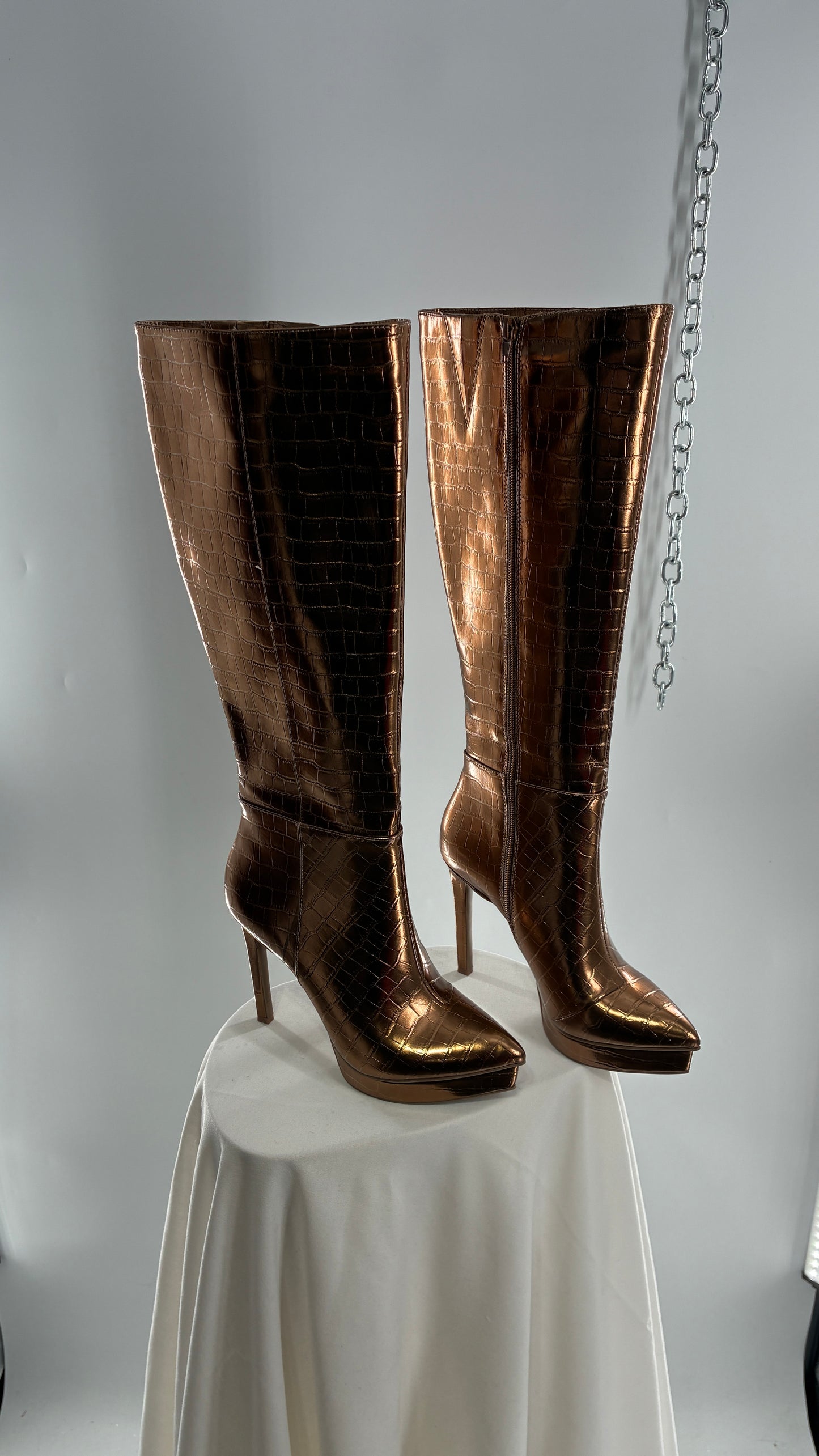 Vintage THALIA SODI Bronze Embossed Crocodile Texture Platform, Pointed Toe, Knee High Boots (6)