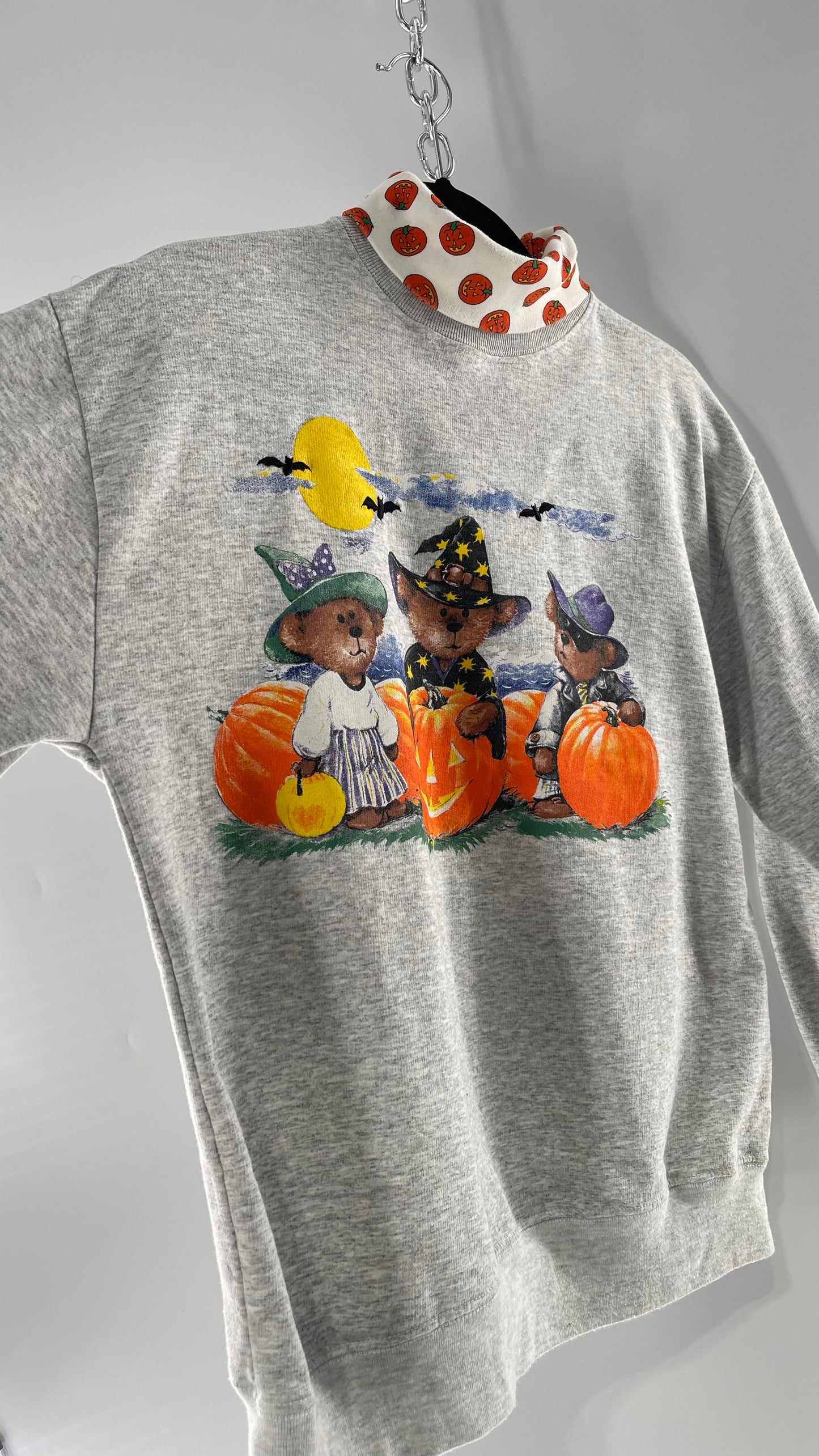 Vintage Halloween Turtle Neck Teddy Bear Sweater (Medium)