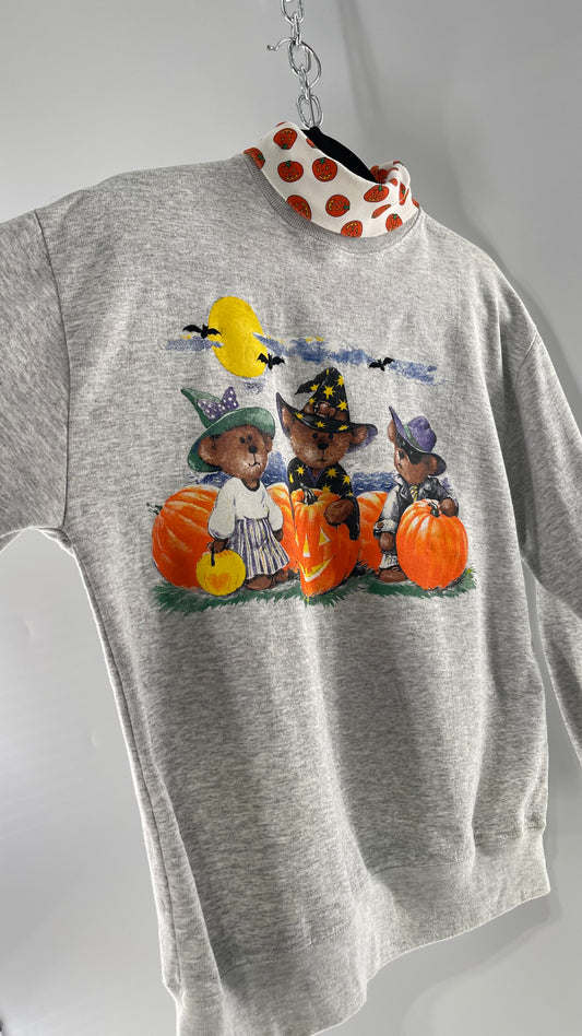 Vintage Halloween Turtle Neck Teddy Bear Sweater (Medium)