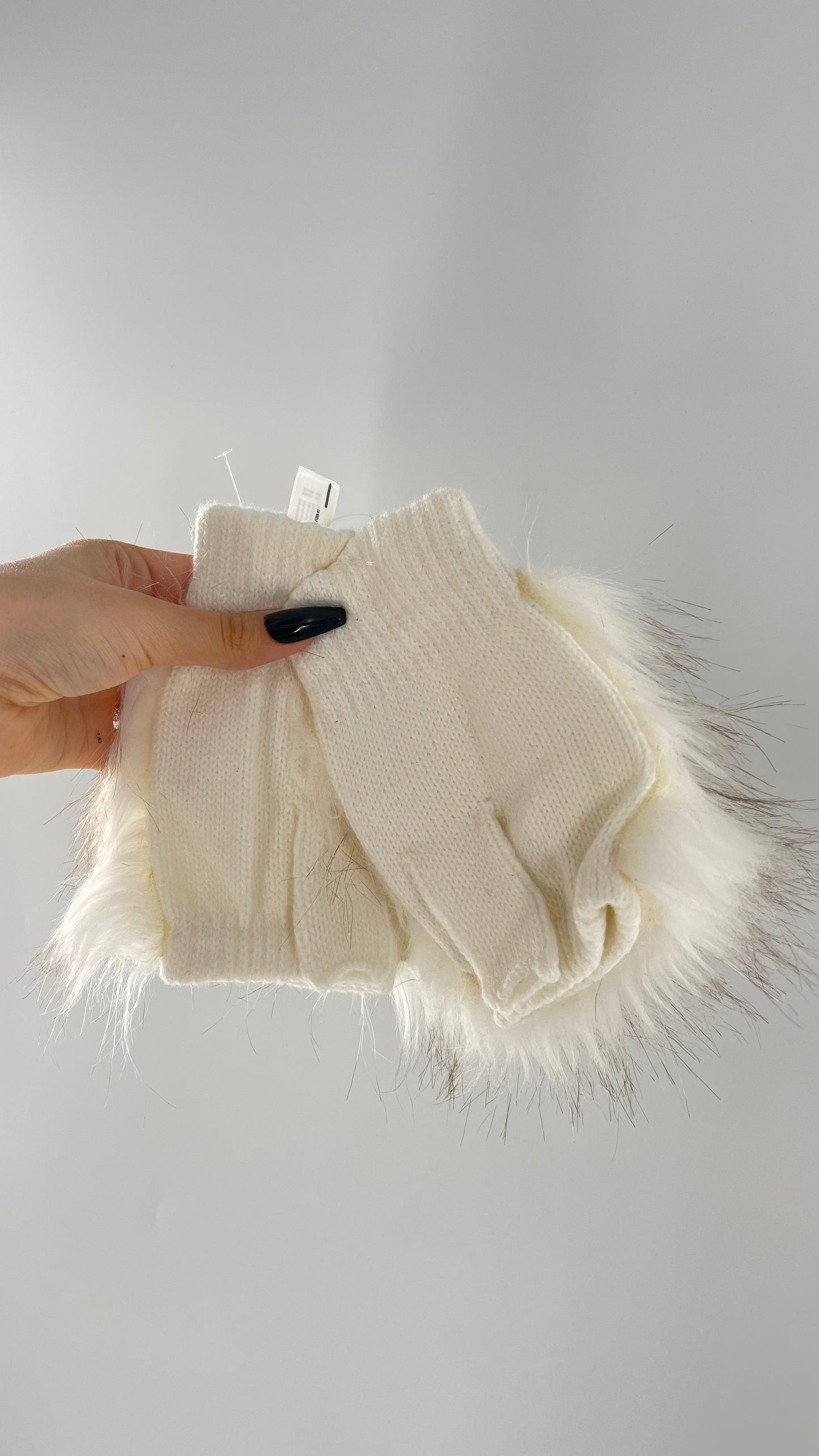 Anthropologie White Faux Fur Fingerless Gloves