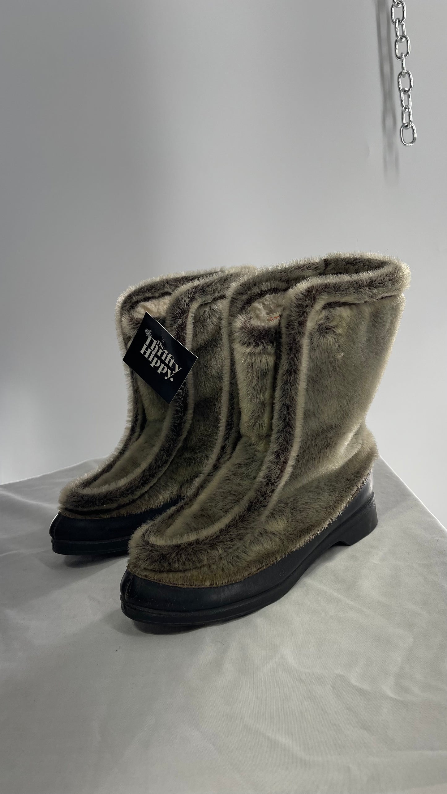Vintage 1970s YODELERS Fur Boots (7)