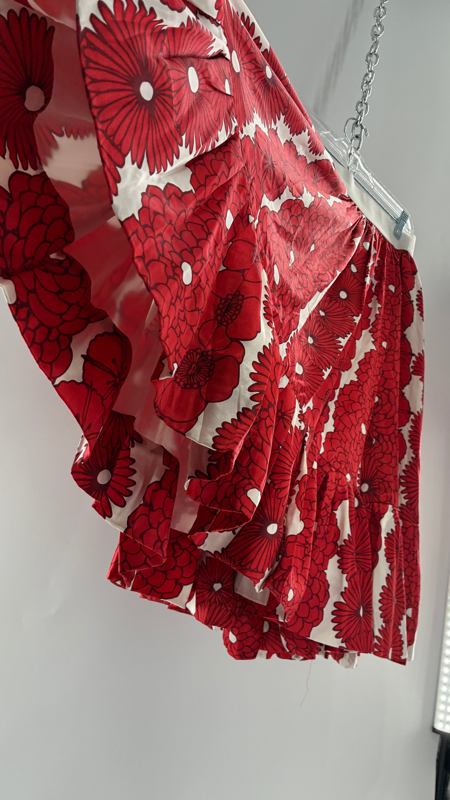 BALTIC BØRN Voluminous Red Floral Circle Skirt (XL)
