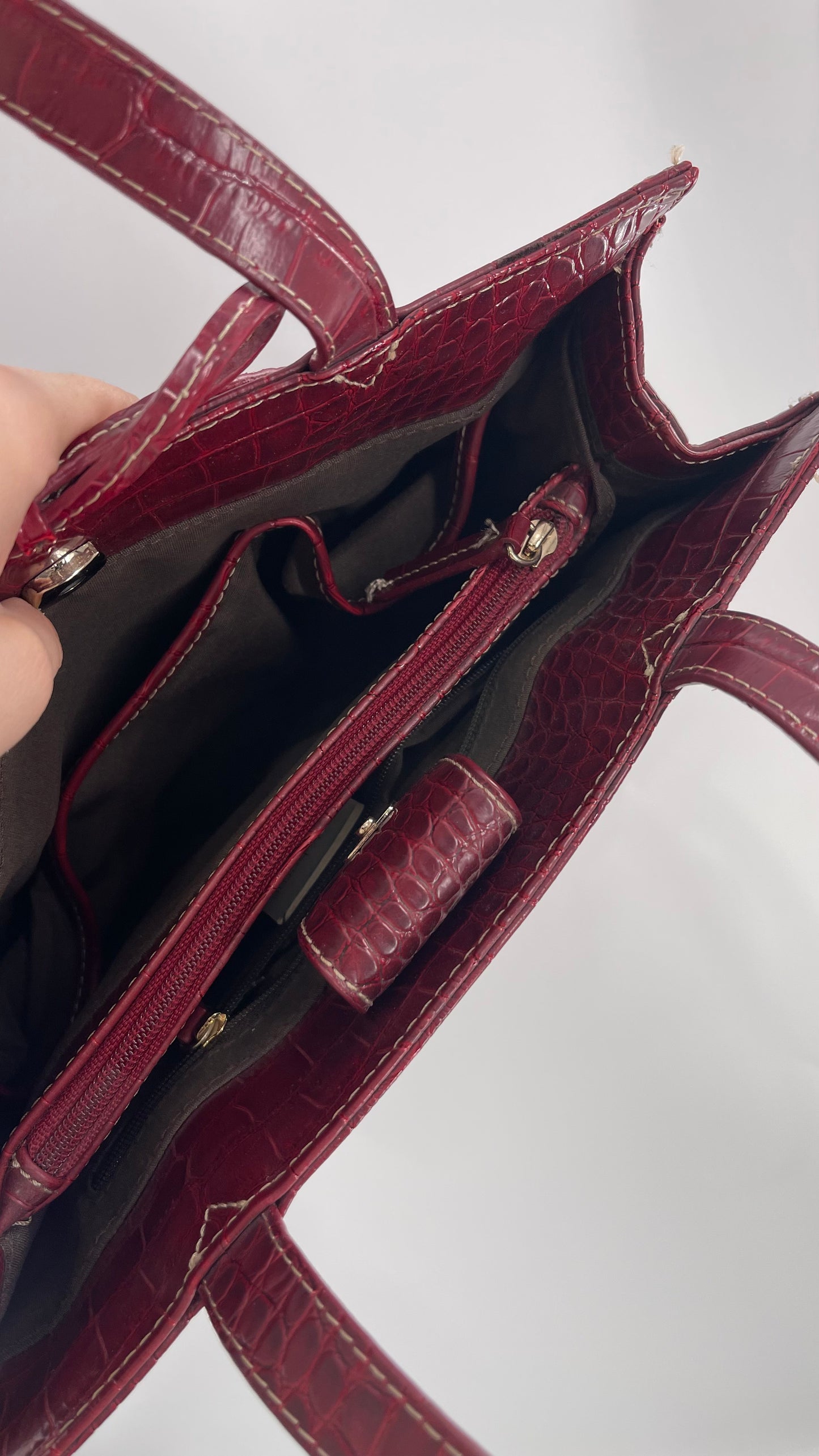 Vintage Liz Claiborne 1990s Cherry Red Crocodile Embossed Structured Bow Bag