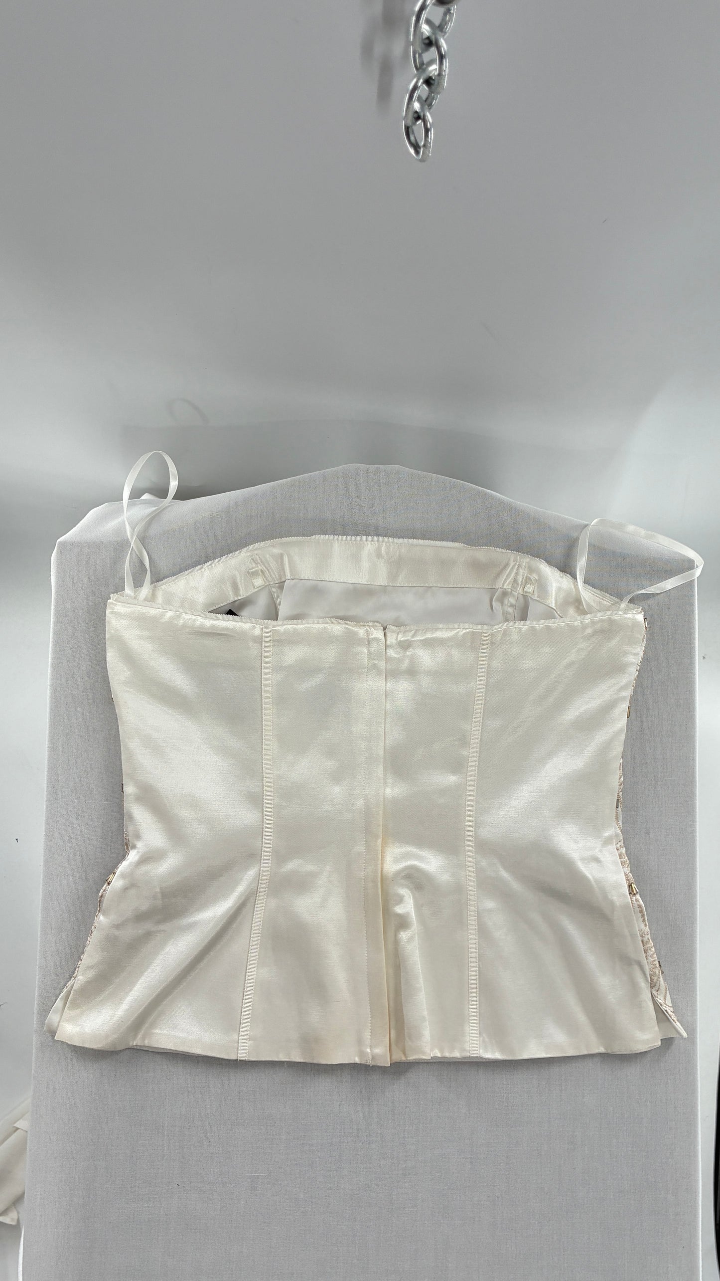 Vintage 1990s Corset White House Black Market Ivory Embroidered and Beaded Corset (6)