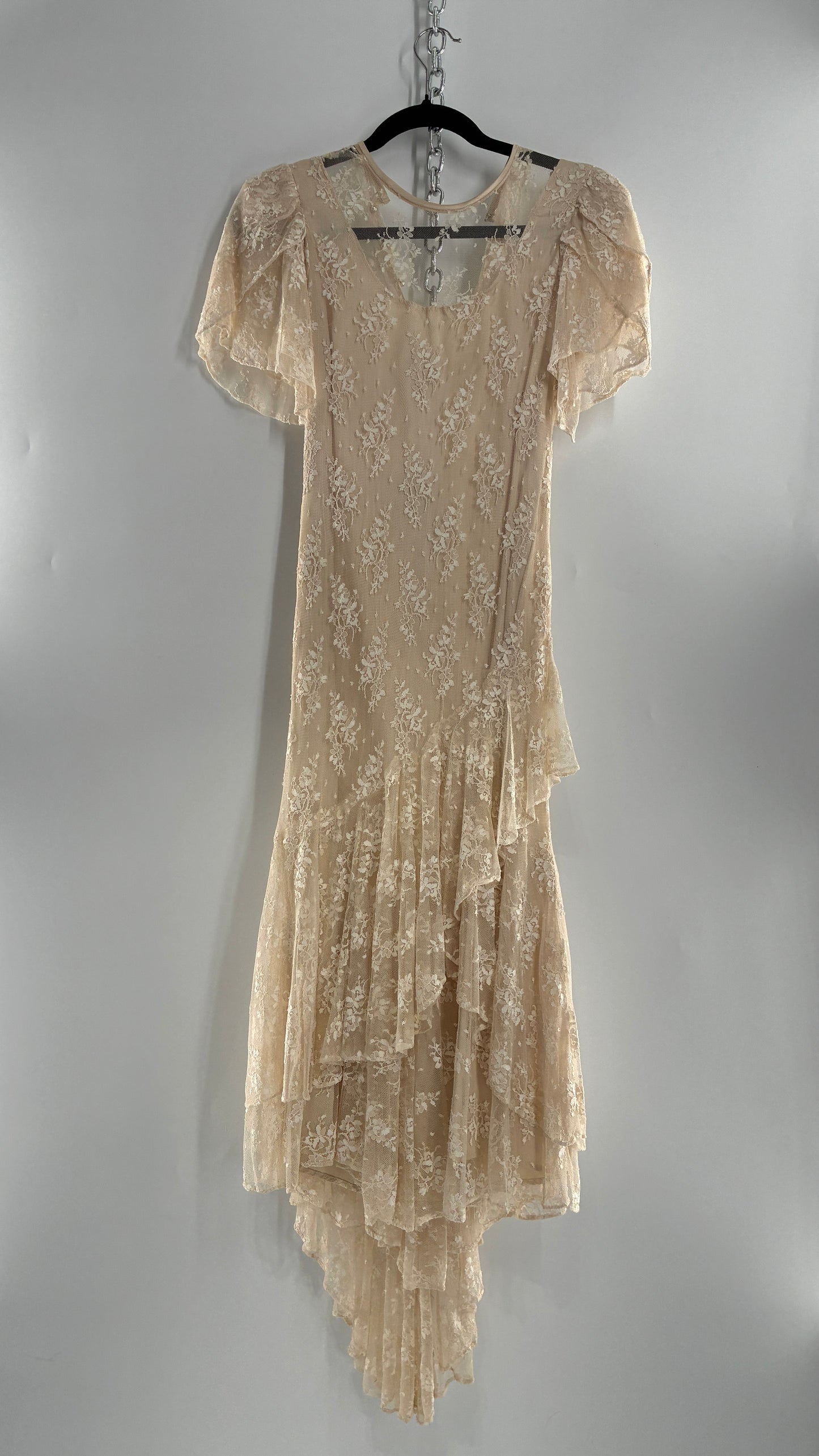 Vintage Ivory Lace Gown with Petal Sleeves, Tiered Hemline (5/6)