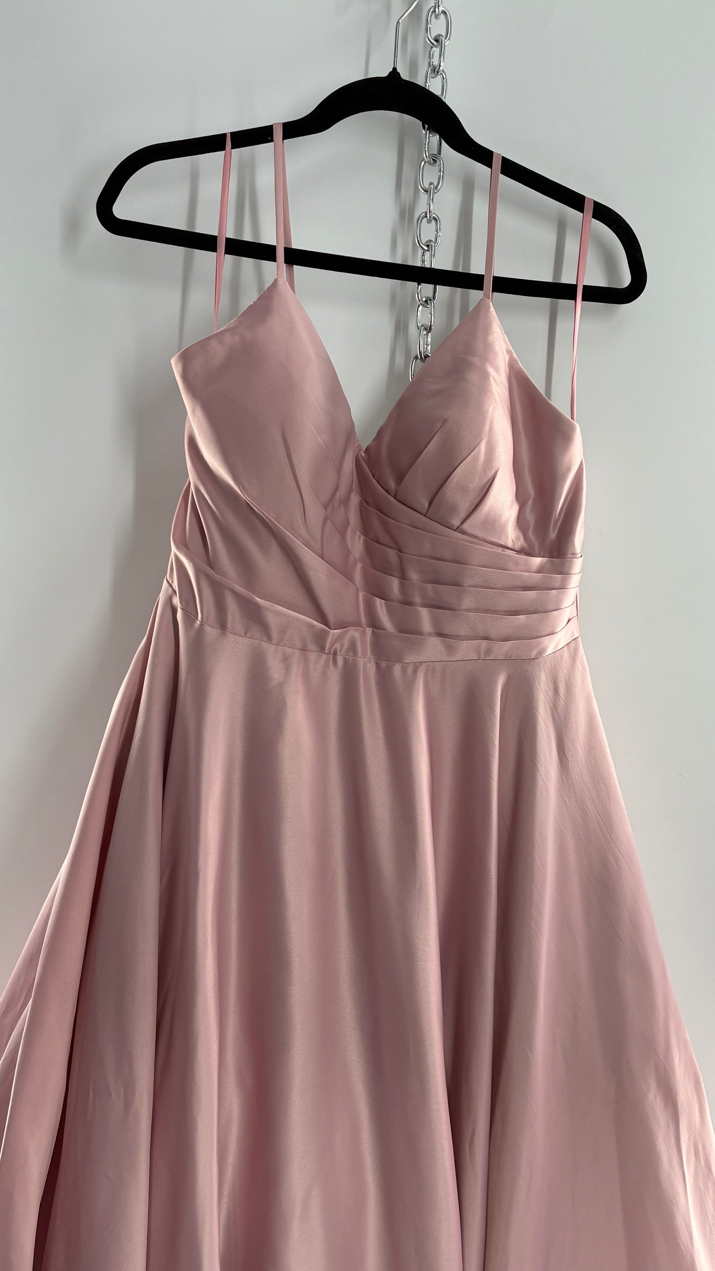 Vintage DANCING QUEEN Dusty Pink Voluminous Ballgown with Multiple Layers of Tulle (XL)