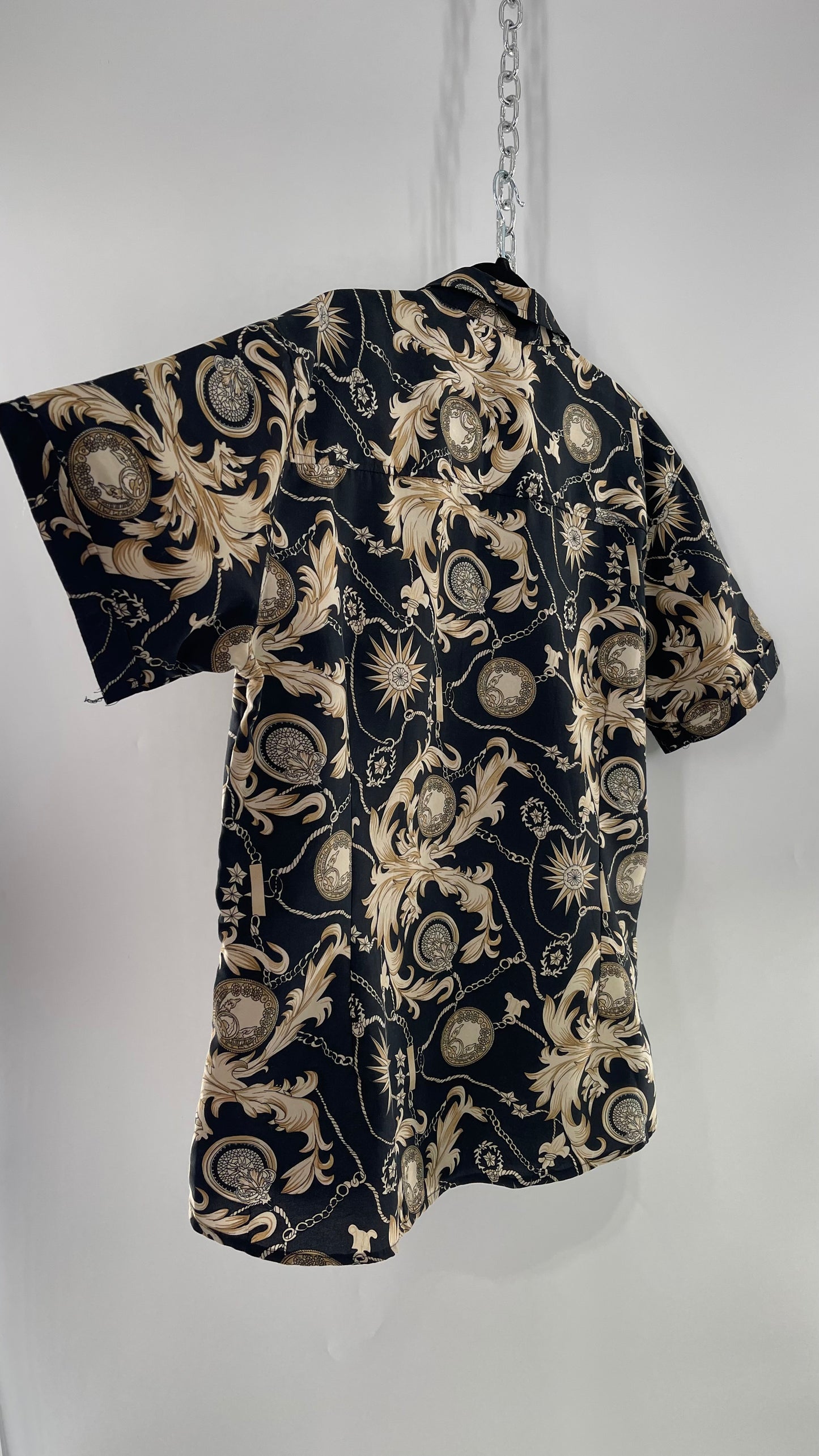 APTRO Black and Gold Brocade Short Sleeve Button Up with Tags (XXXL)