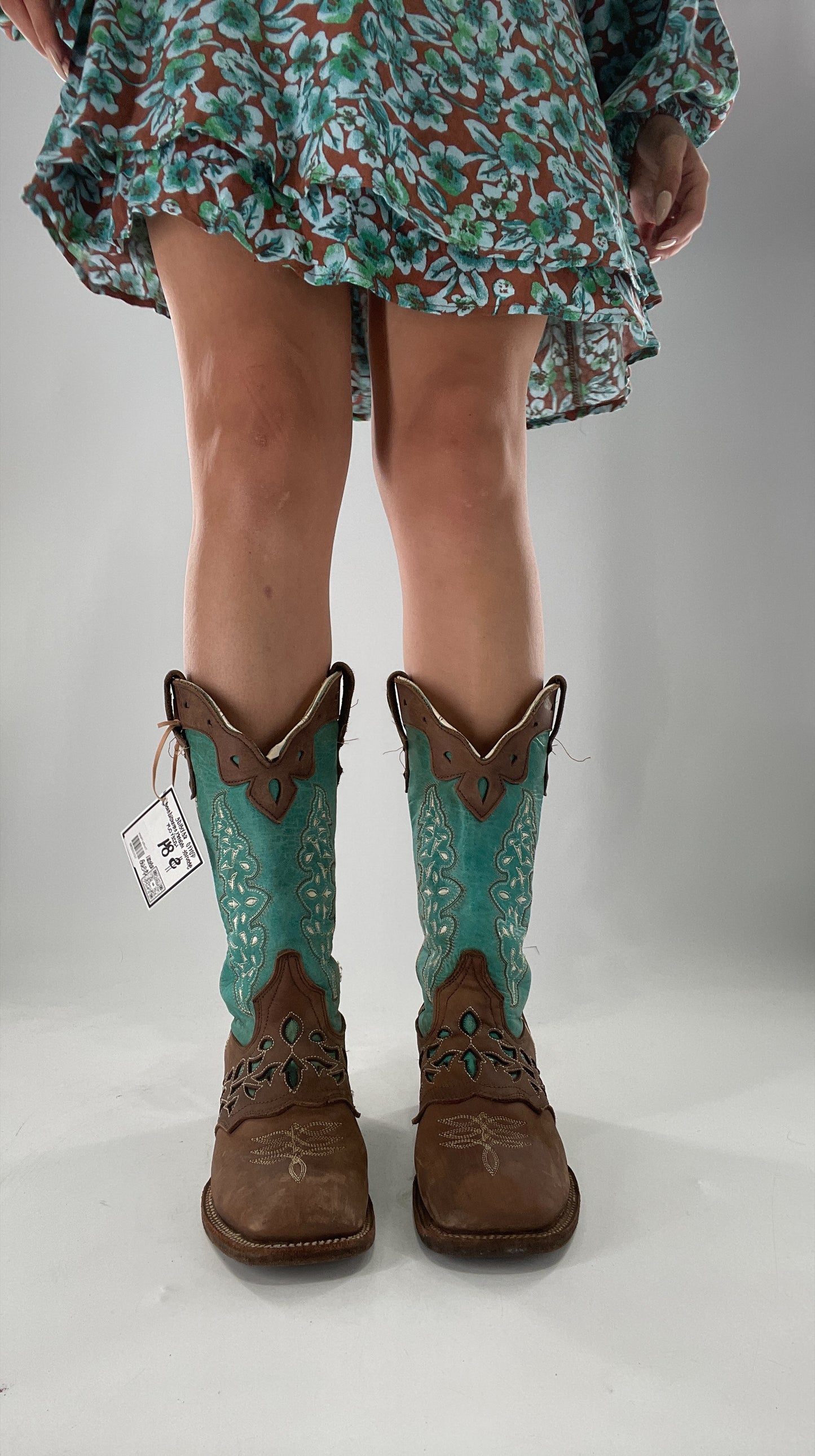 Porto Rebelde Turquoise Blue and Brown Leather Lazer Cut Embroidered Boots (6.5)