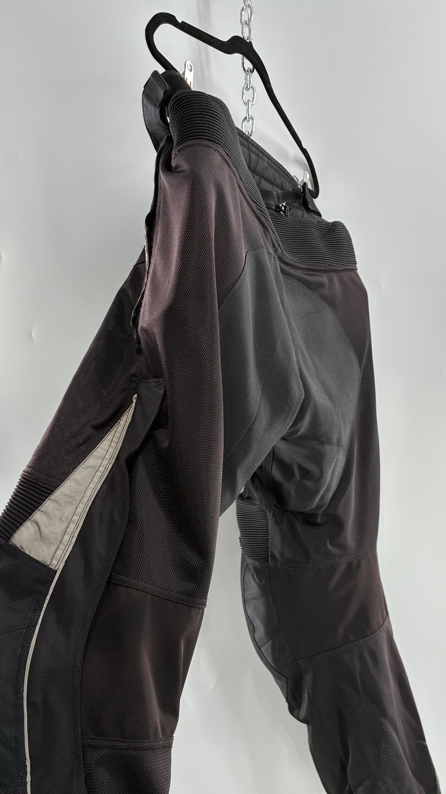 Vintage TOURMASTER VENTURE2.0 Motorcycle Riding Pants with Built In Padding (XXL Short)