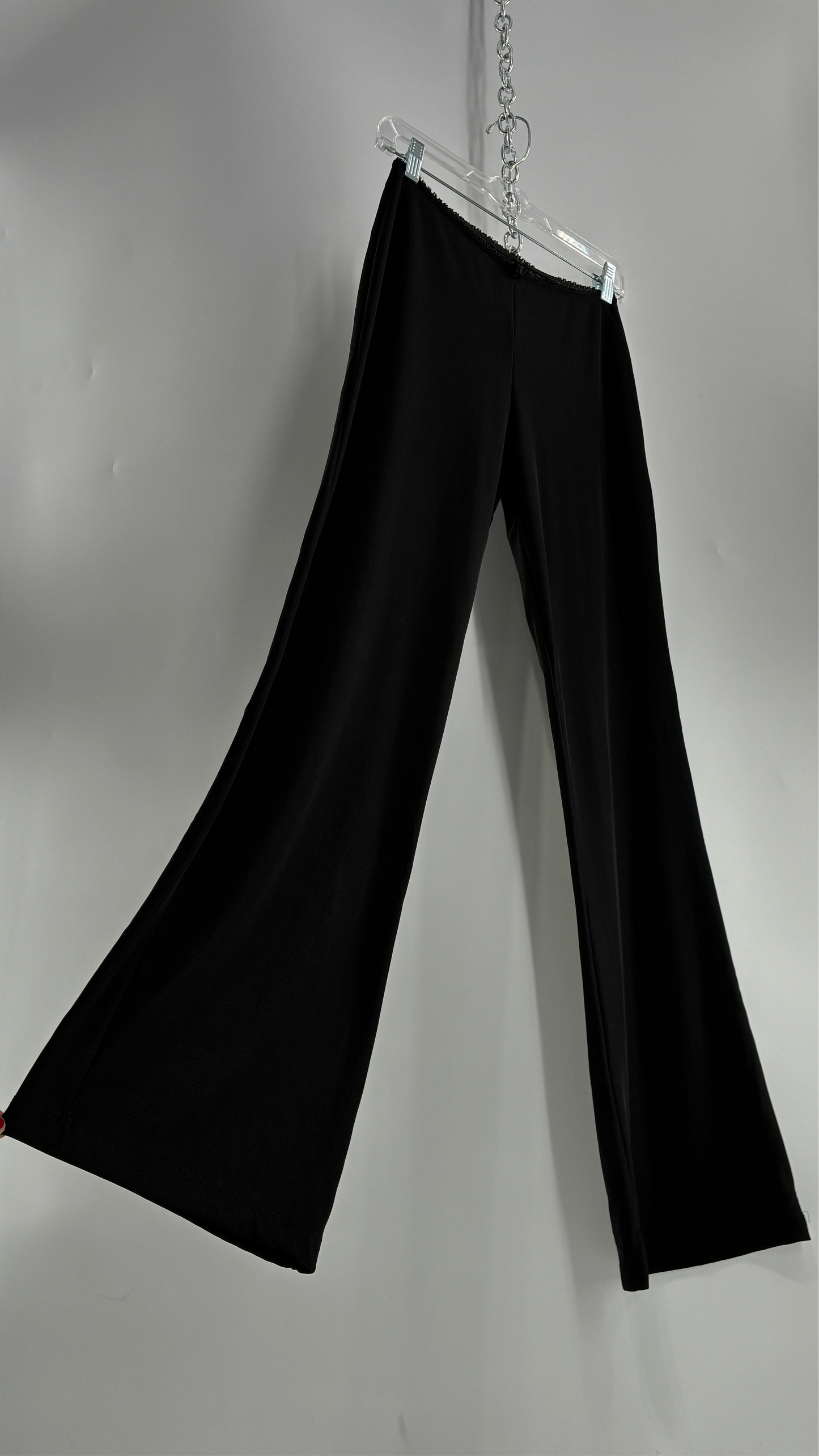 Vintage ACTIVE USA 1990s Black Thick Low Rise Yoga Pants with Bow Front (Medium)