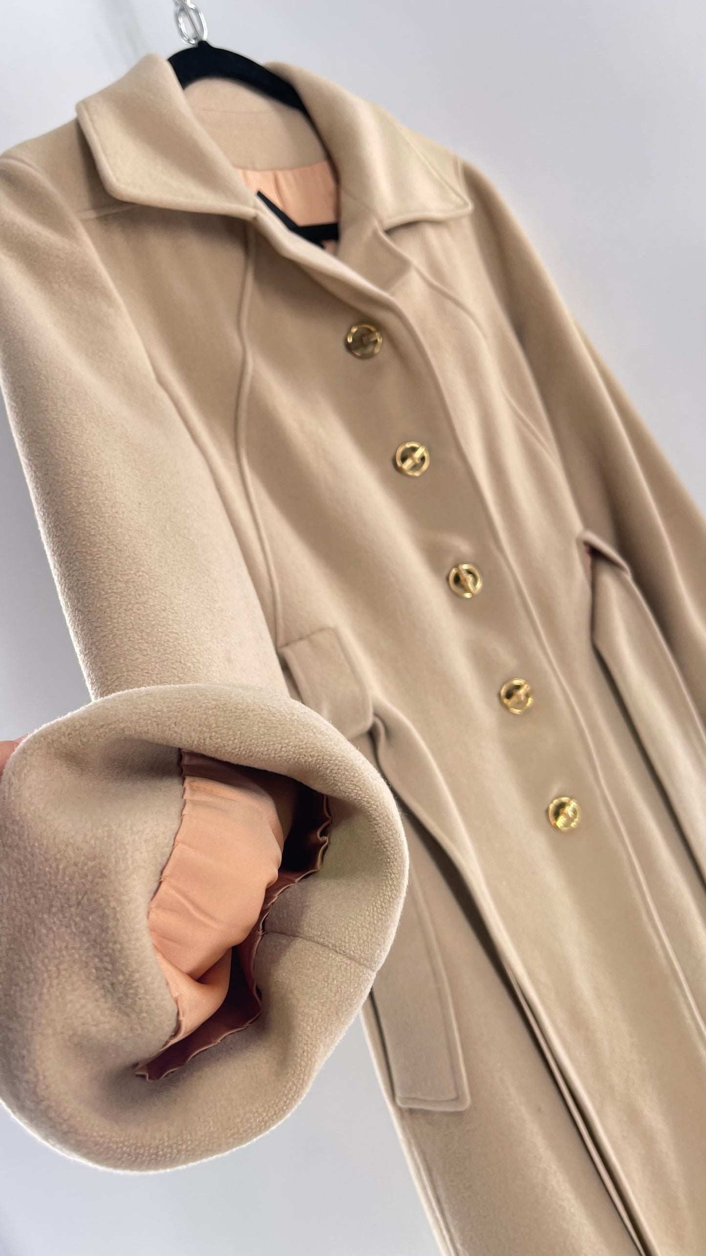 Vintage 100% Amicale Cashmere Beige Cream Coat with Apricot Satin Lining (C) (S/M)