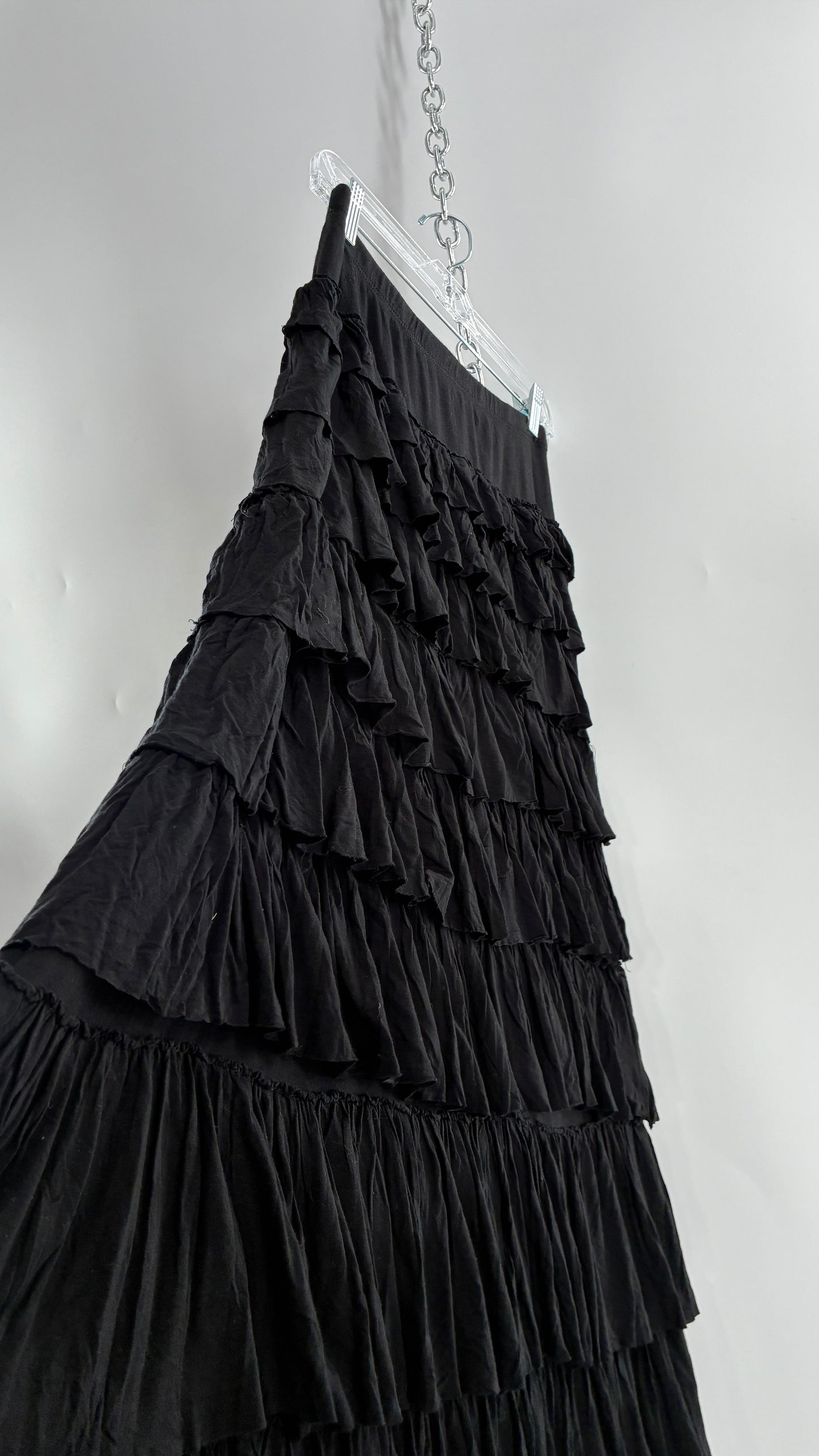 Vintage Black Ruffled 100% Viscose Ruffled Maxi Skirt (PSmall)