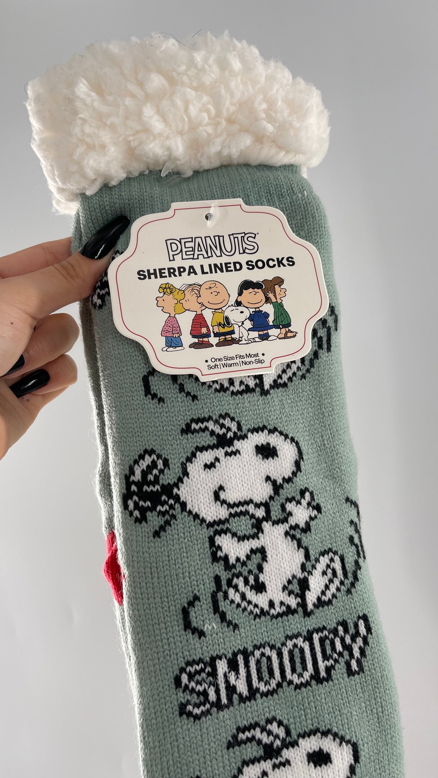 Fluff Lined Thick Knit Snoopy Slipper Socks