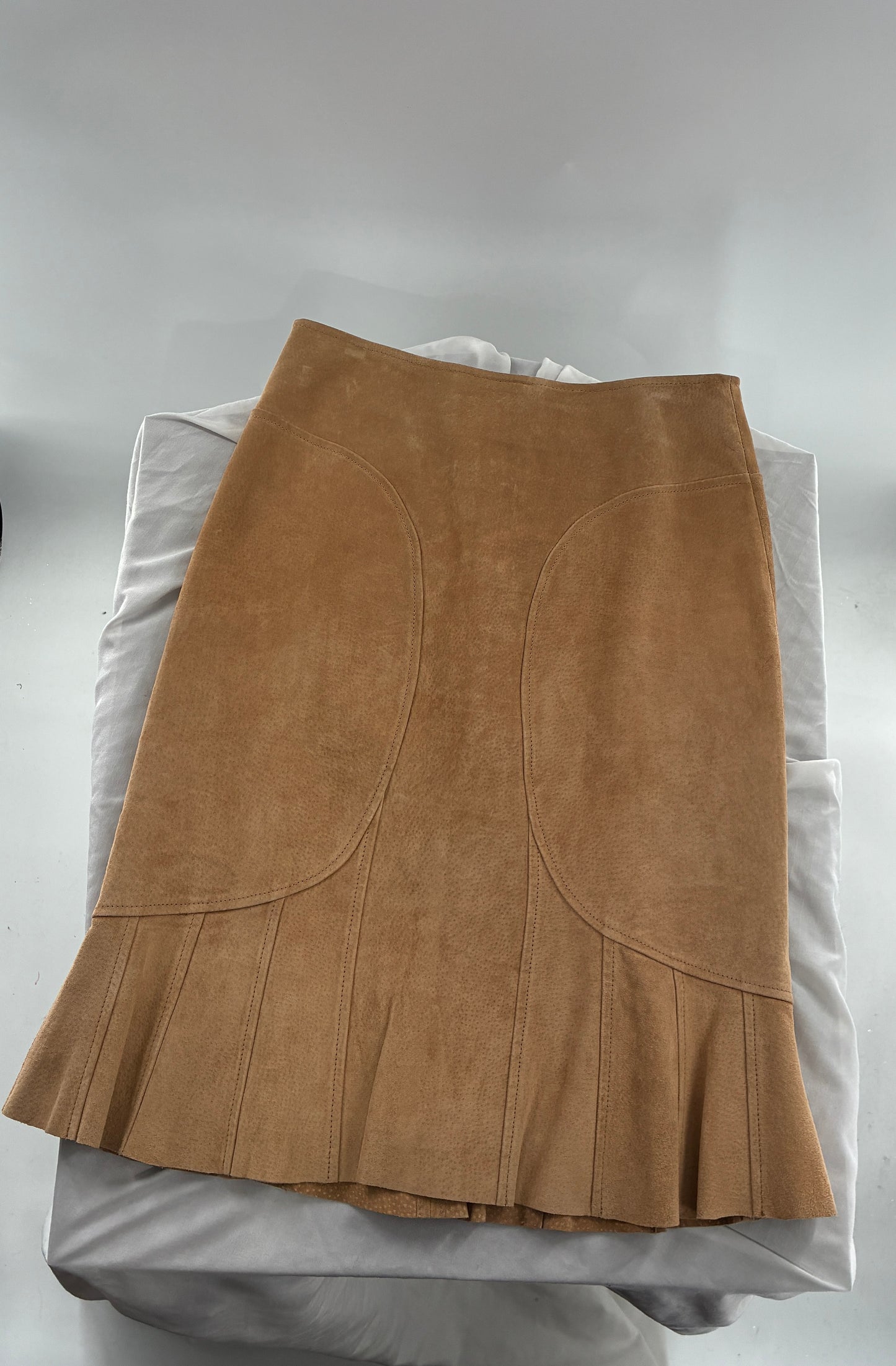 Vintage Moda International Genuine Leather Pleated Hem Skirt with Rounded Hip Panels (0)