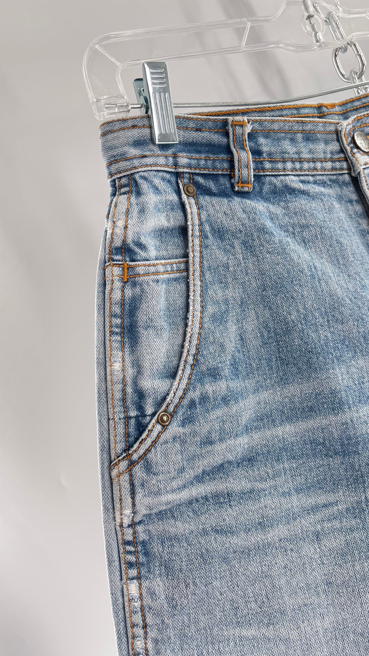 Vintage Sergio Valente Light Blue Ultra High Waisted Mom Jeans with Distressing (28)