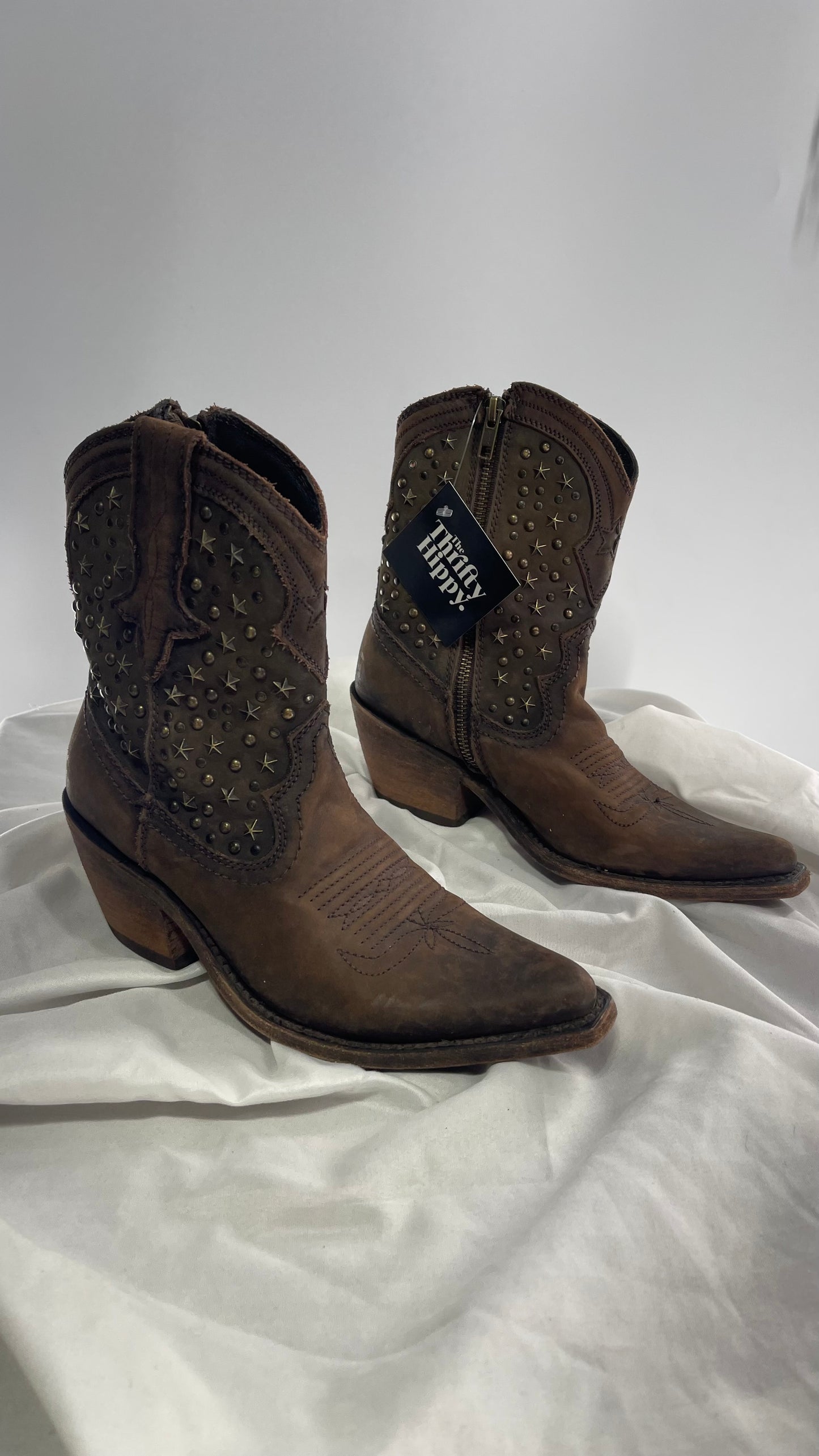 LIBERTY BLACK Handmade in Mexico Leather Cowboy Boots with Star Studs (7.5)