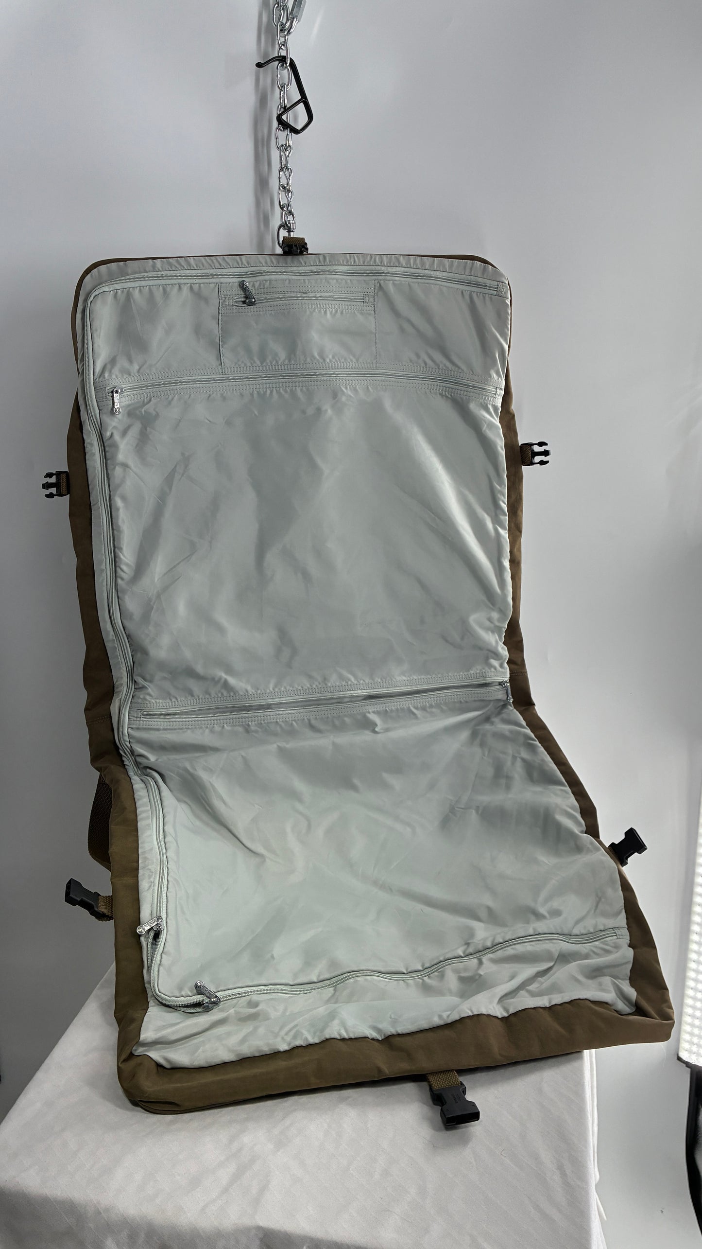 Vintage KIPLING Folding Travel Clothing Organizer Garment Bag