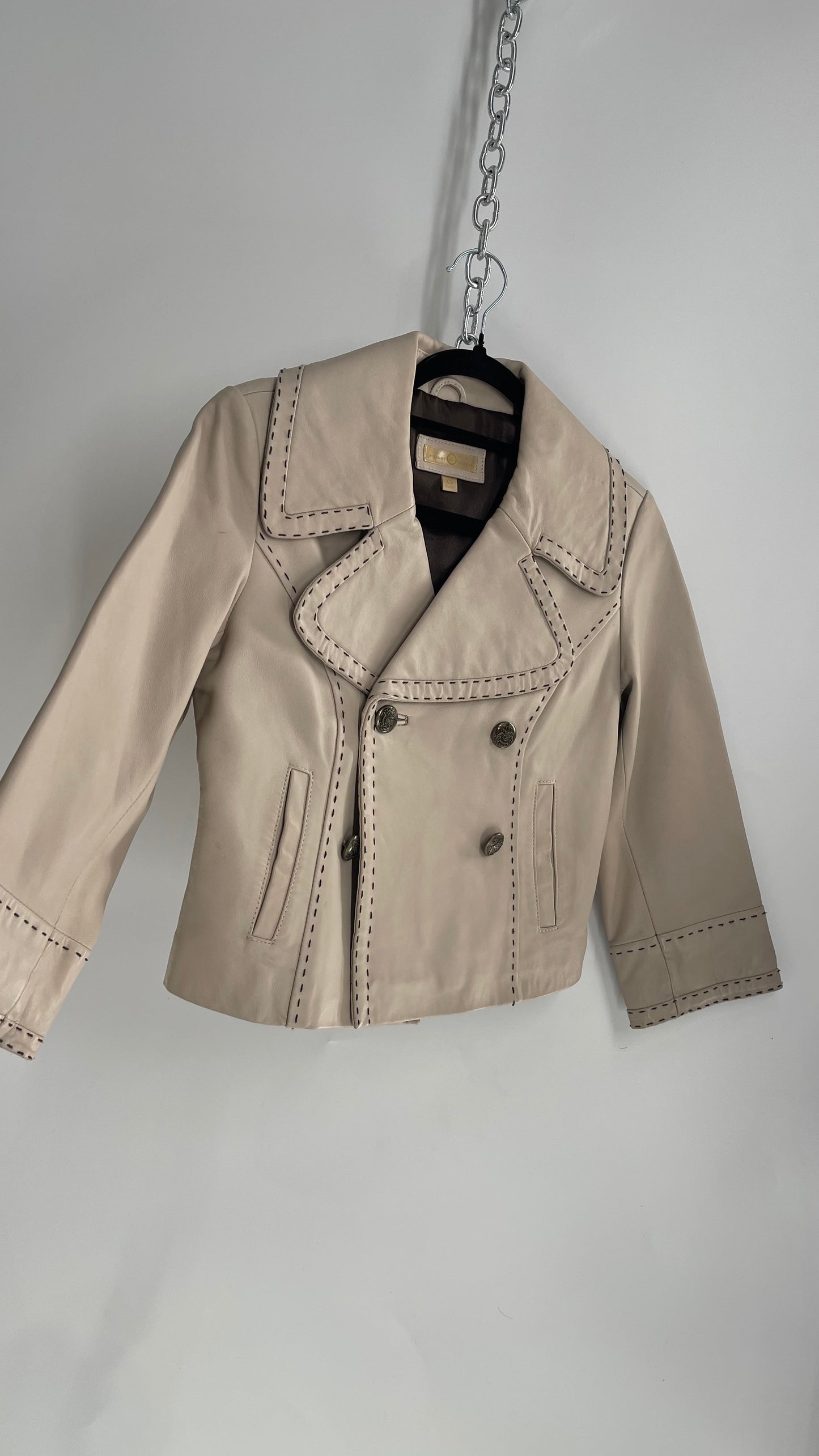 Vintage 1990s Wilsons Leather Beige Short Jacket with Exaggerated Collar, Embossed Buttons and Contrast Stitching (XS)