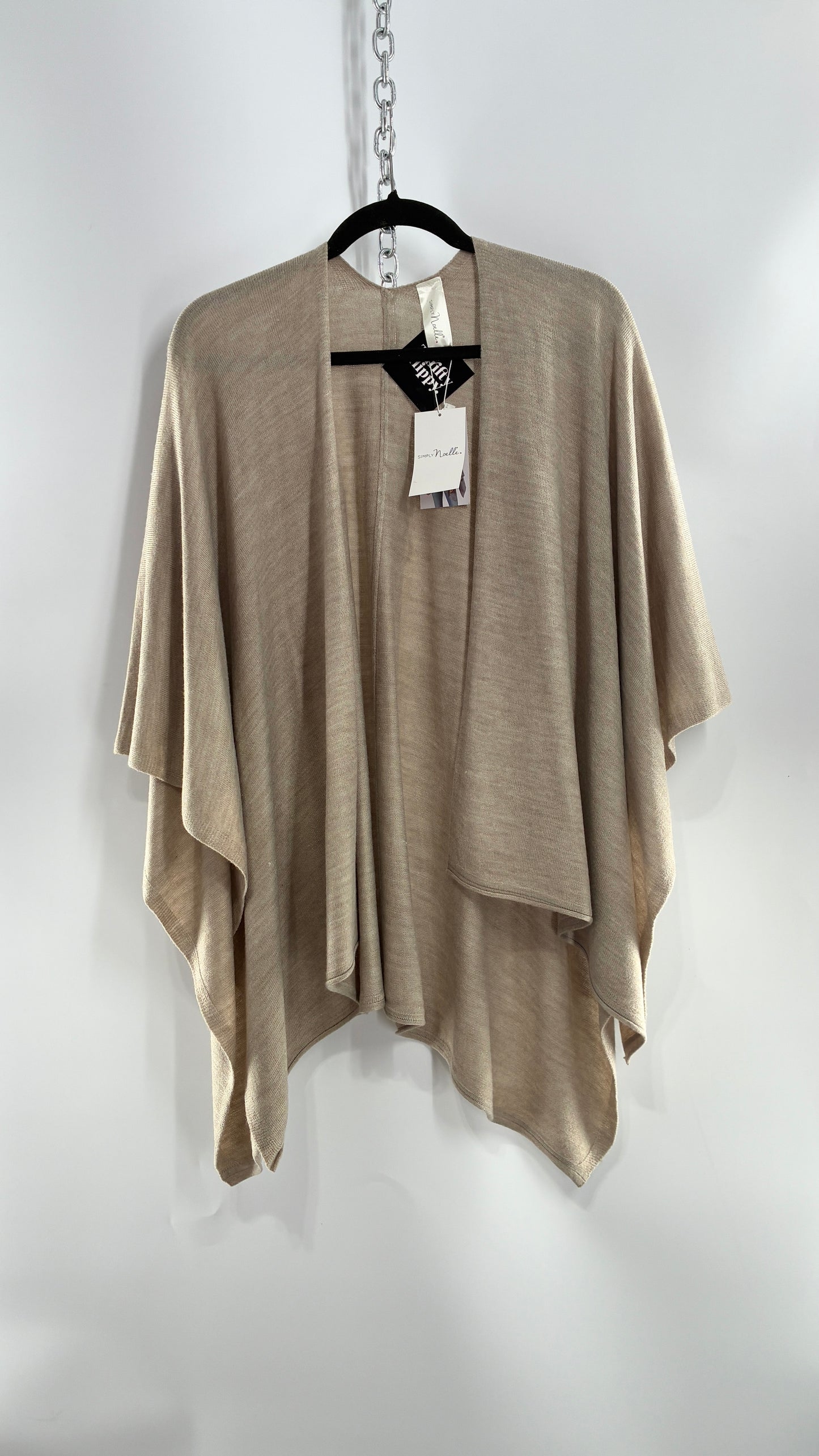 Simply NOELLE Beige Knit Cape with Tags Attached (One Size)