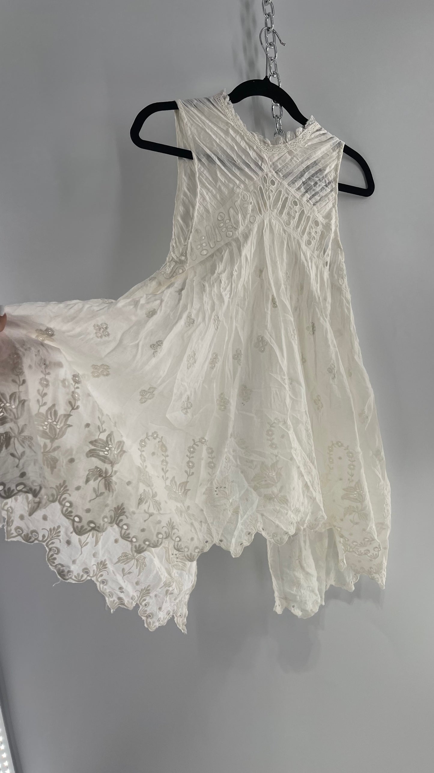 Free People White Cotton Eyelet Embroidered Lace Tank with Pleating, Buttoned and Slit Back (Small)