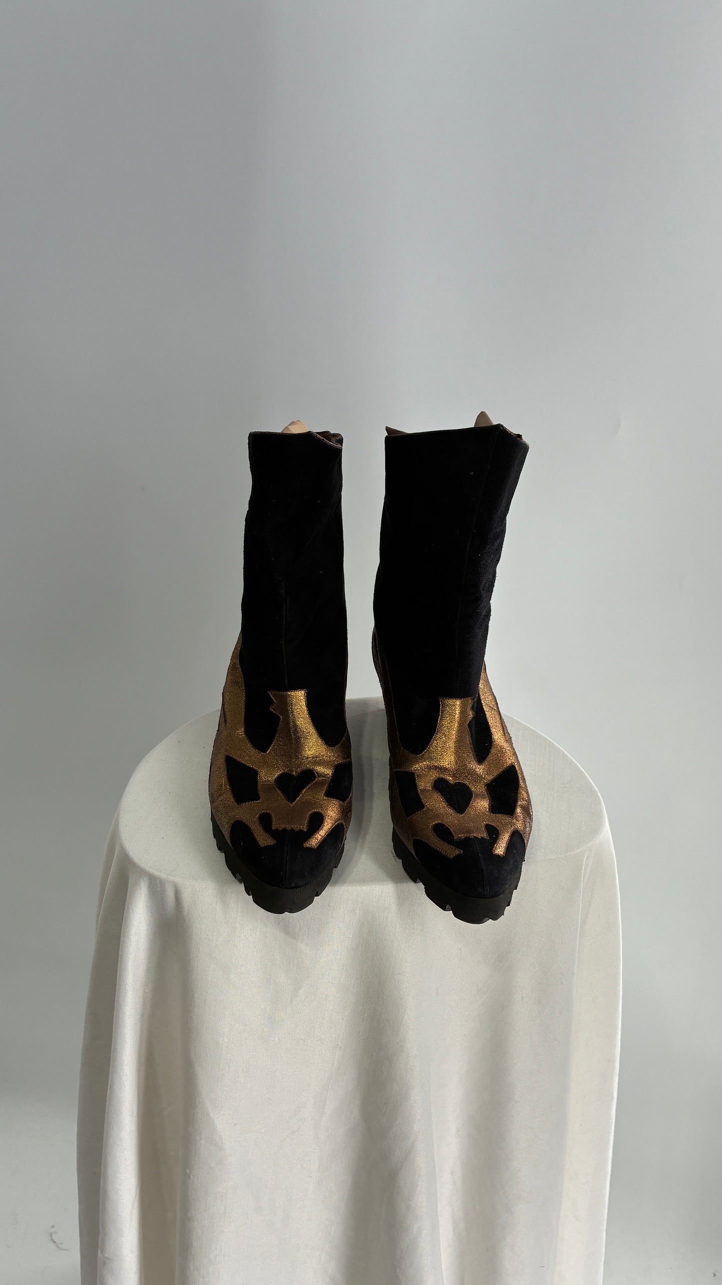 Vintage 1960s Pancaldi for MARLOWE Black Suede Gold/Bronze Appliqué Patchwork Pointed Toe Boot (38.5)