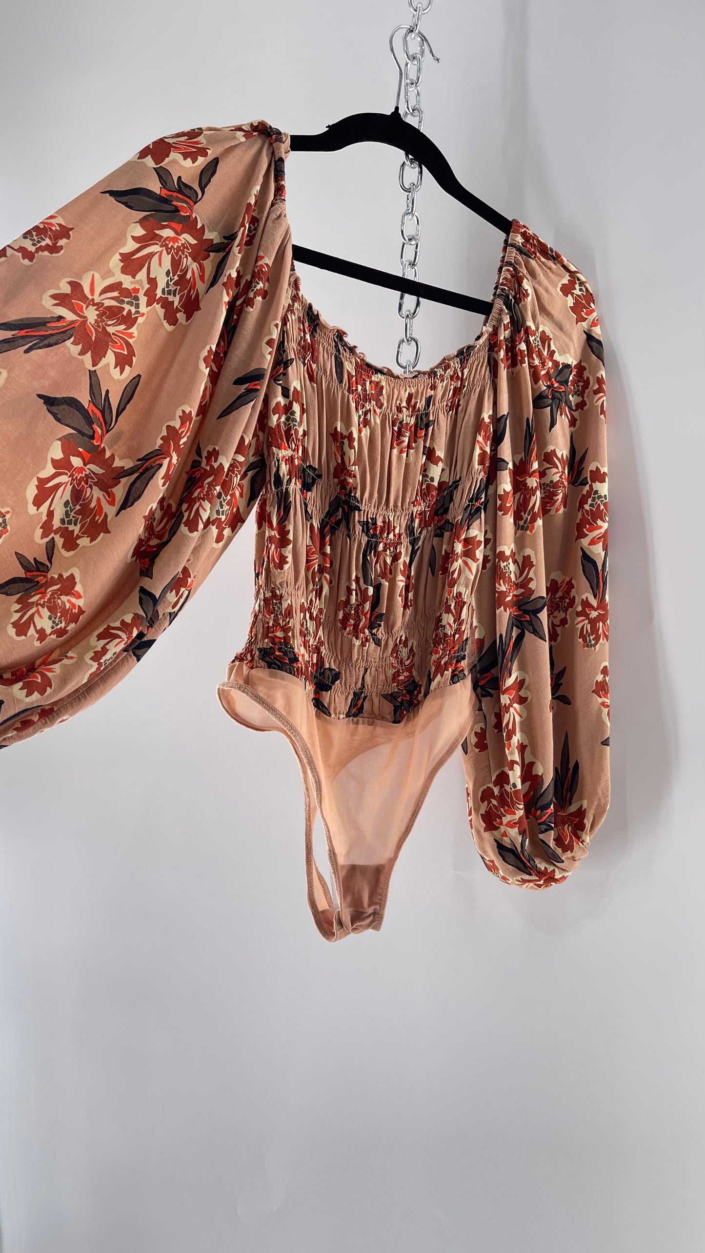 Free People Dusty Pink Smocked Floral Bodysuit with Dramatic Excessive Bubble Sleeves (XS)