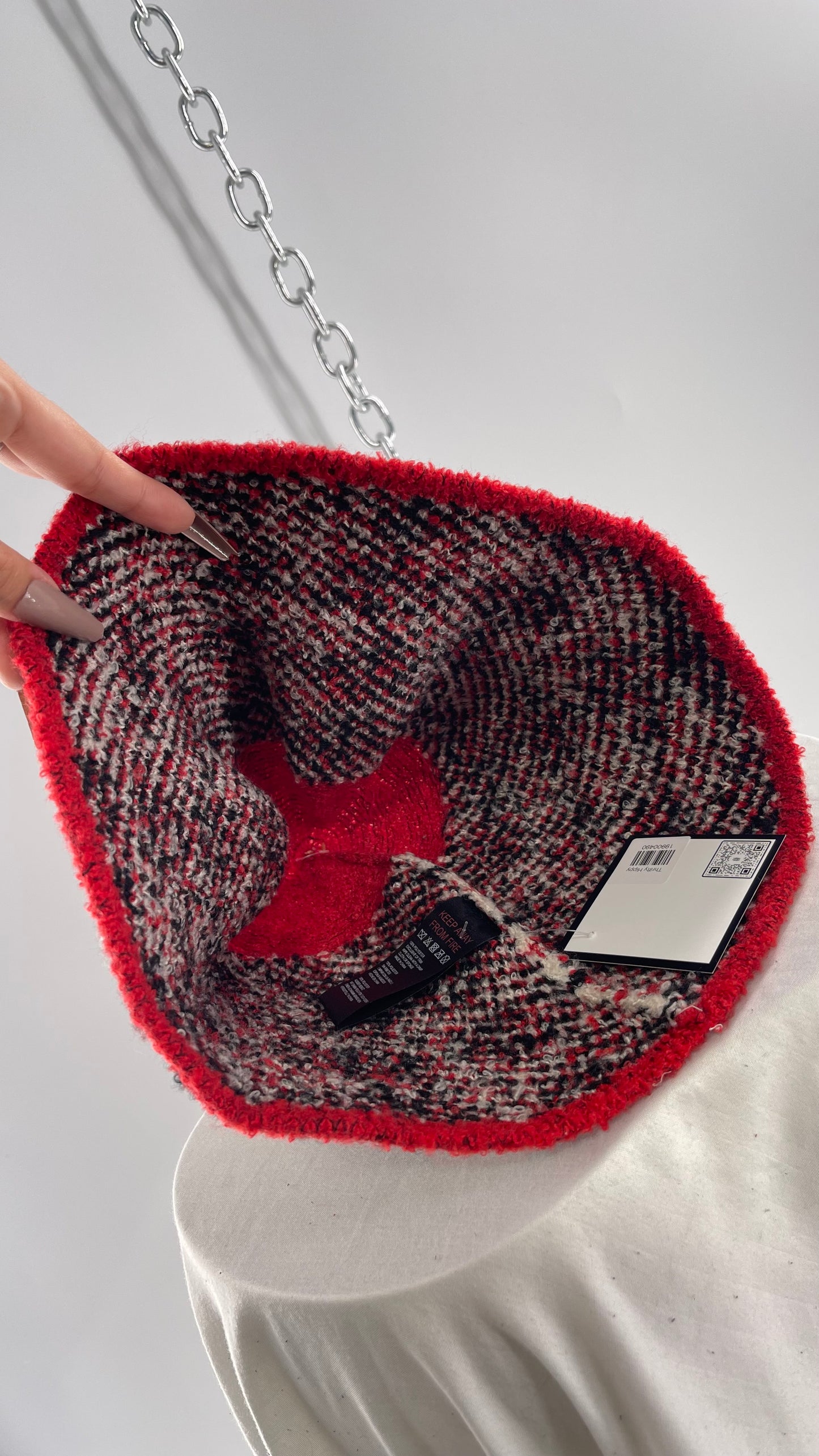 Argyle Patterned Knit Bucket